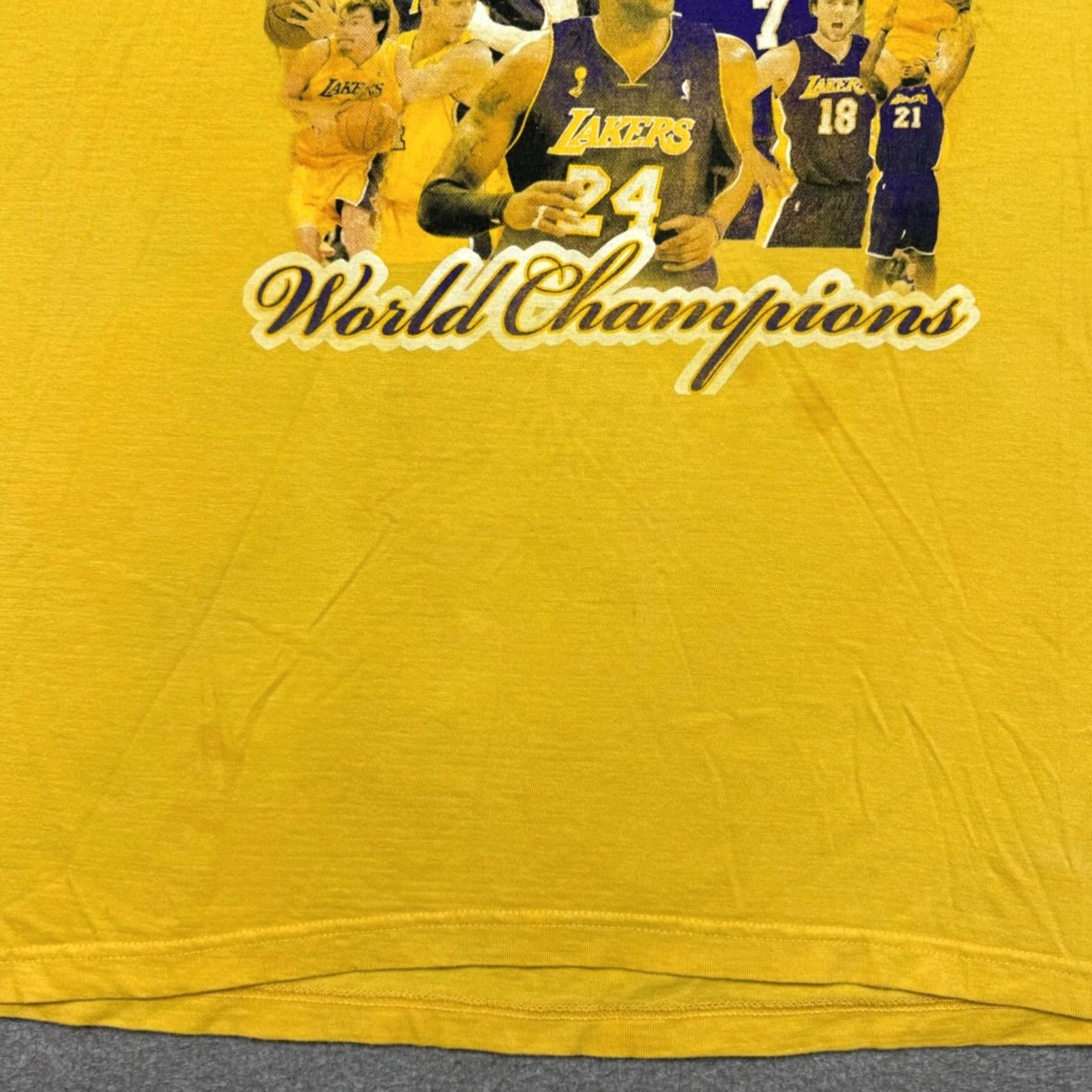 Vintage Sporty Shirt 2XL Yellow LAKERS Finals Graphic Print Mens T-Shirt Basketball Vintage? Size US XXL / EU 58 / 5 - 5 Thumbnail