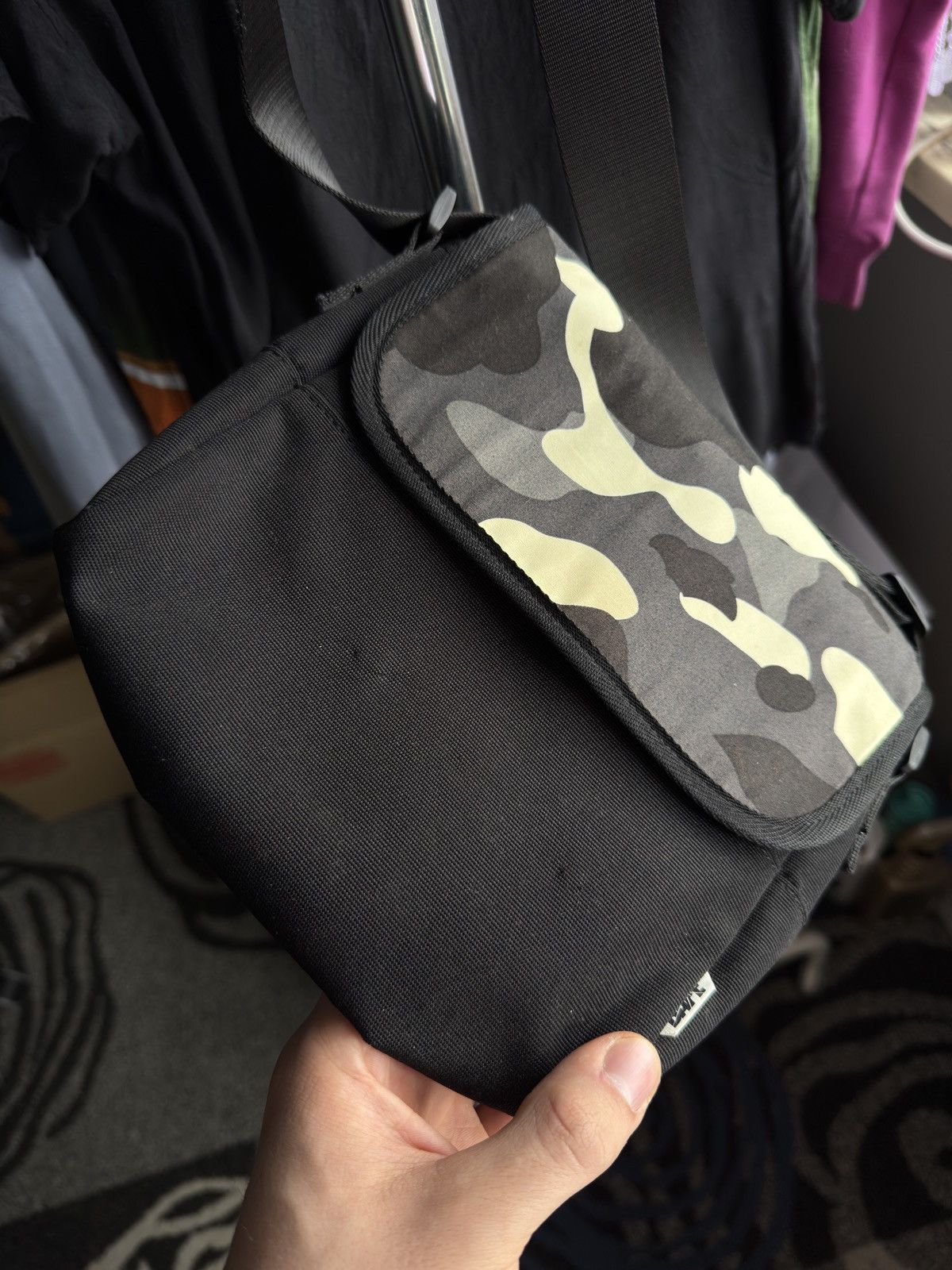Bape BAPE Shoulder Bag Logo Sling Cross Body Pouch Wallet Size ONE SIZE - 2 Thumbnail