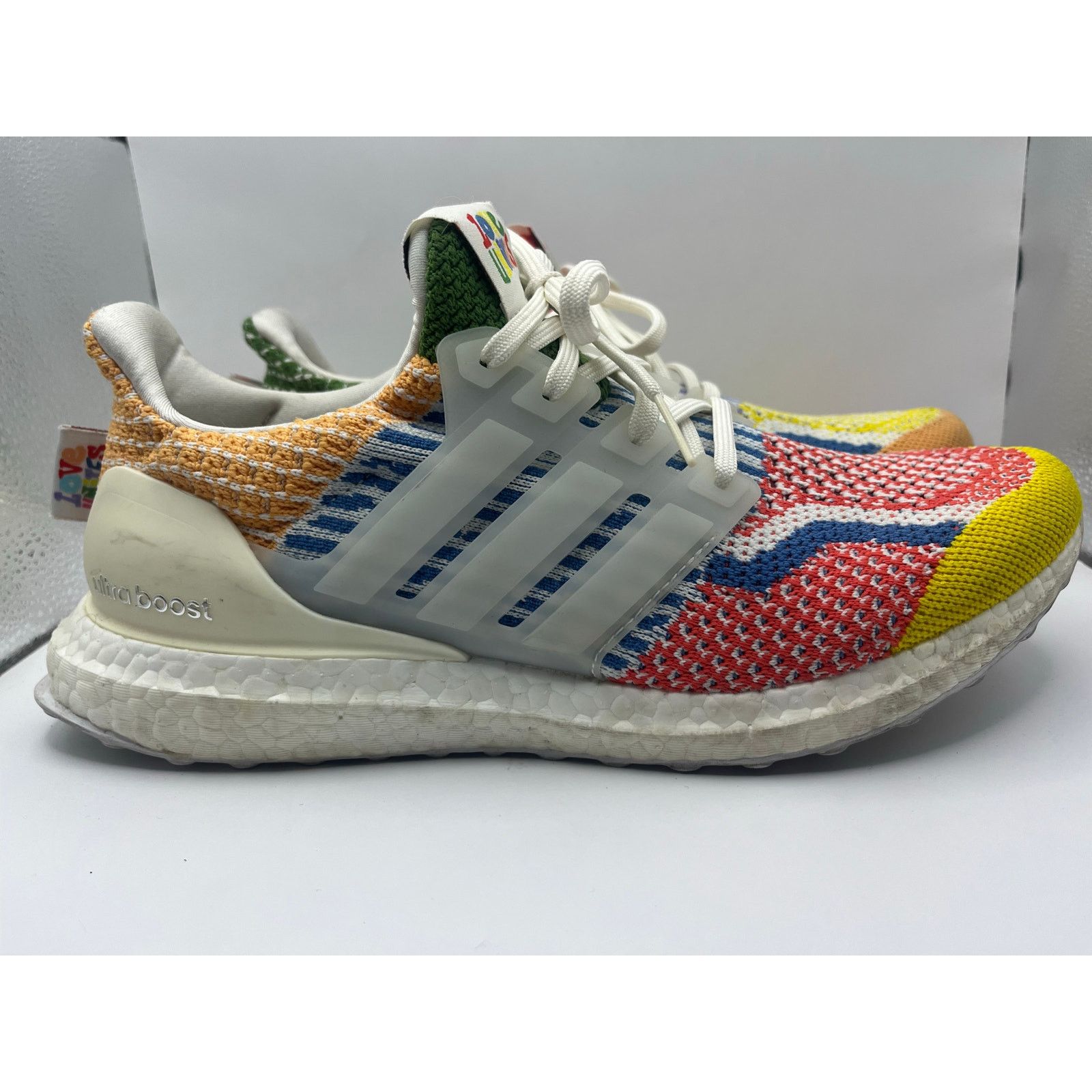 Adidas Adidas Ultraboost 5.0 DNA Love Unites Pride Running Shoes Size US 8.5 / EU 41-42 - 2 Thumbnail