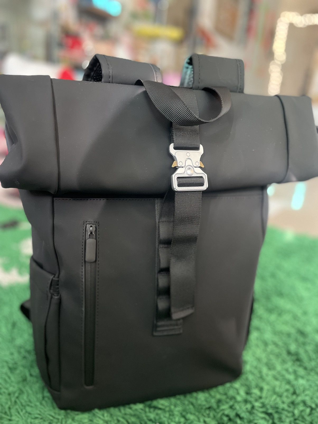 Other Metal buckle Roll top backpack book bag duffle zipper Size ONE SIZE - 1 Thumbnail