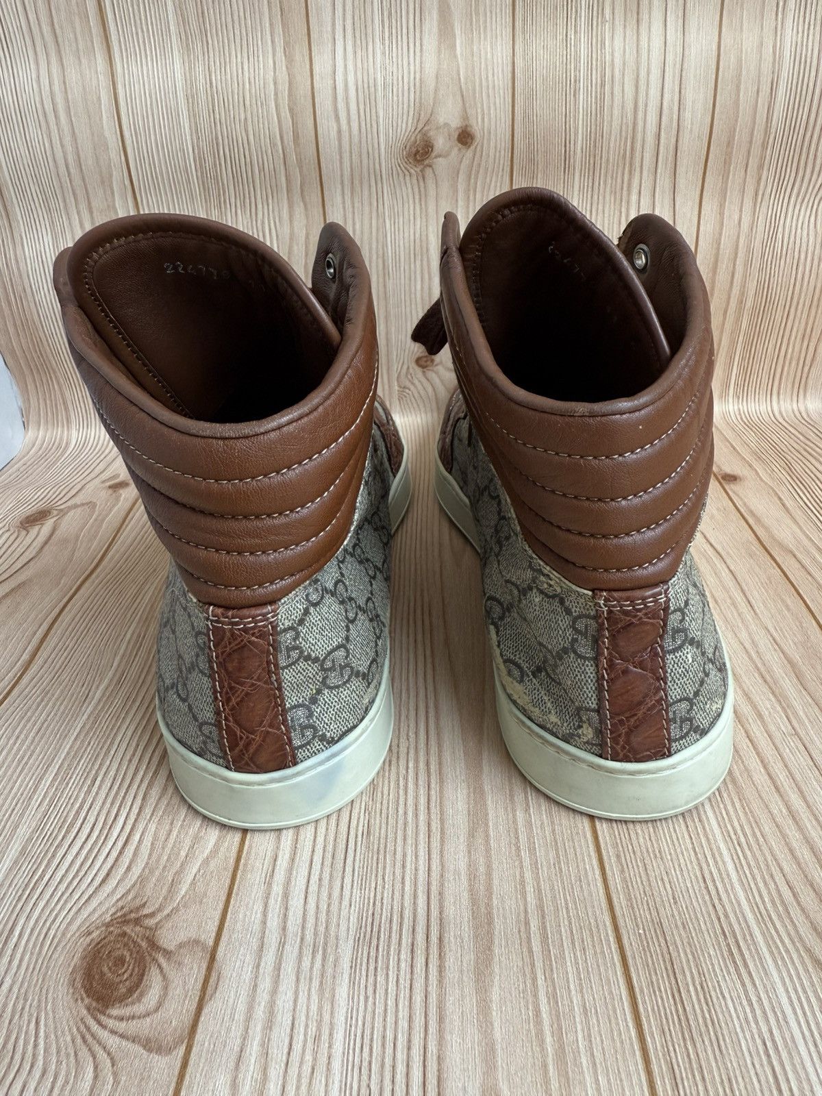 Gucci Crocodile trim Monogram sneakers Size US 12 / EU 45 - 19 Thumbnail