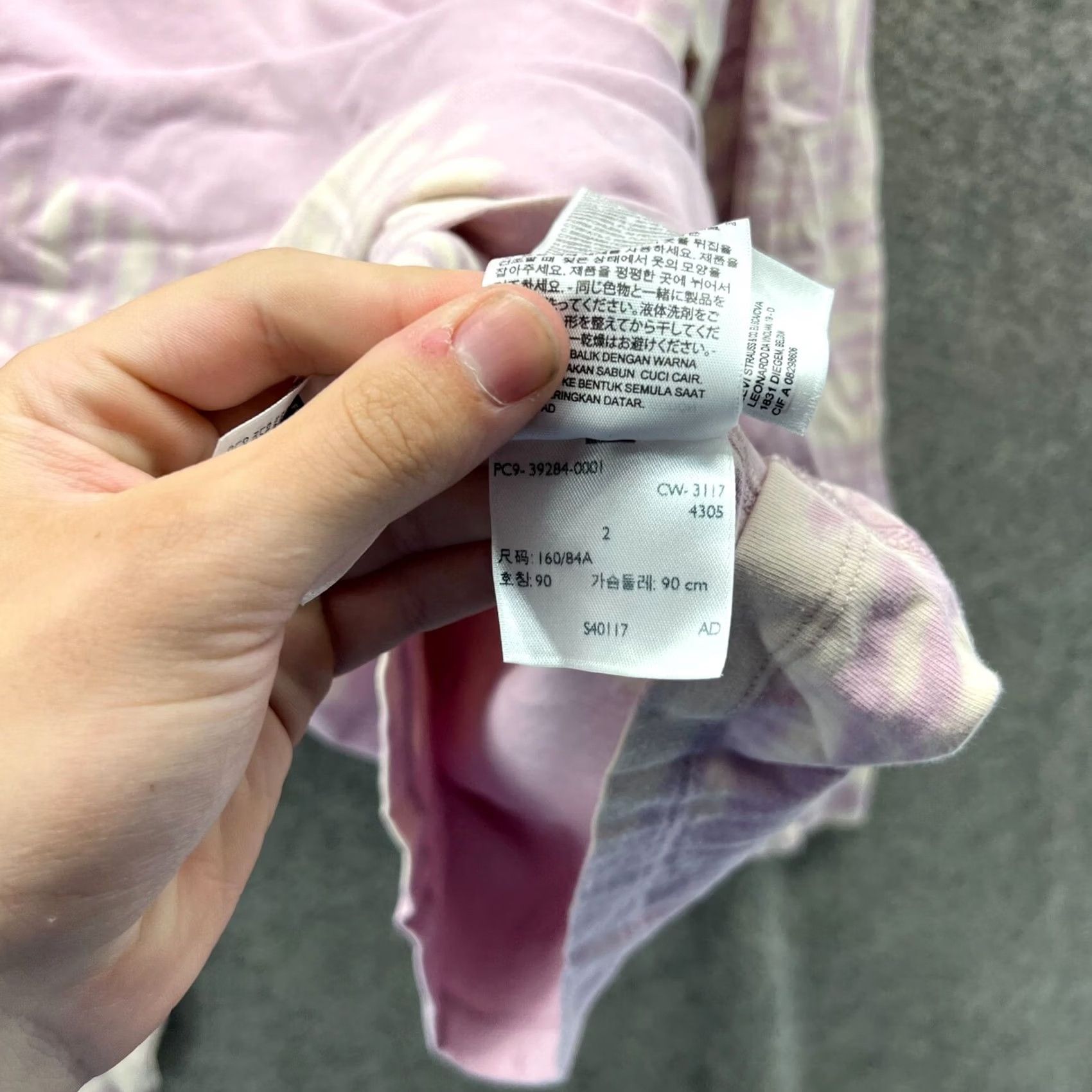 Levi's VINTAGE Levi's Shirt Womens 2 Lavender Tie Dye Long Sleeve Portugal Purple Size XS / US 0-2 / IT 36-38 - 4 Thumbnail