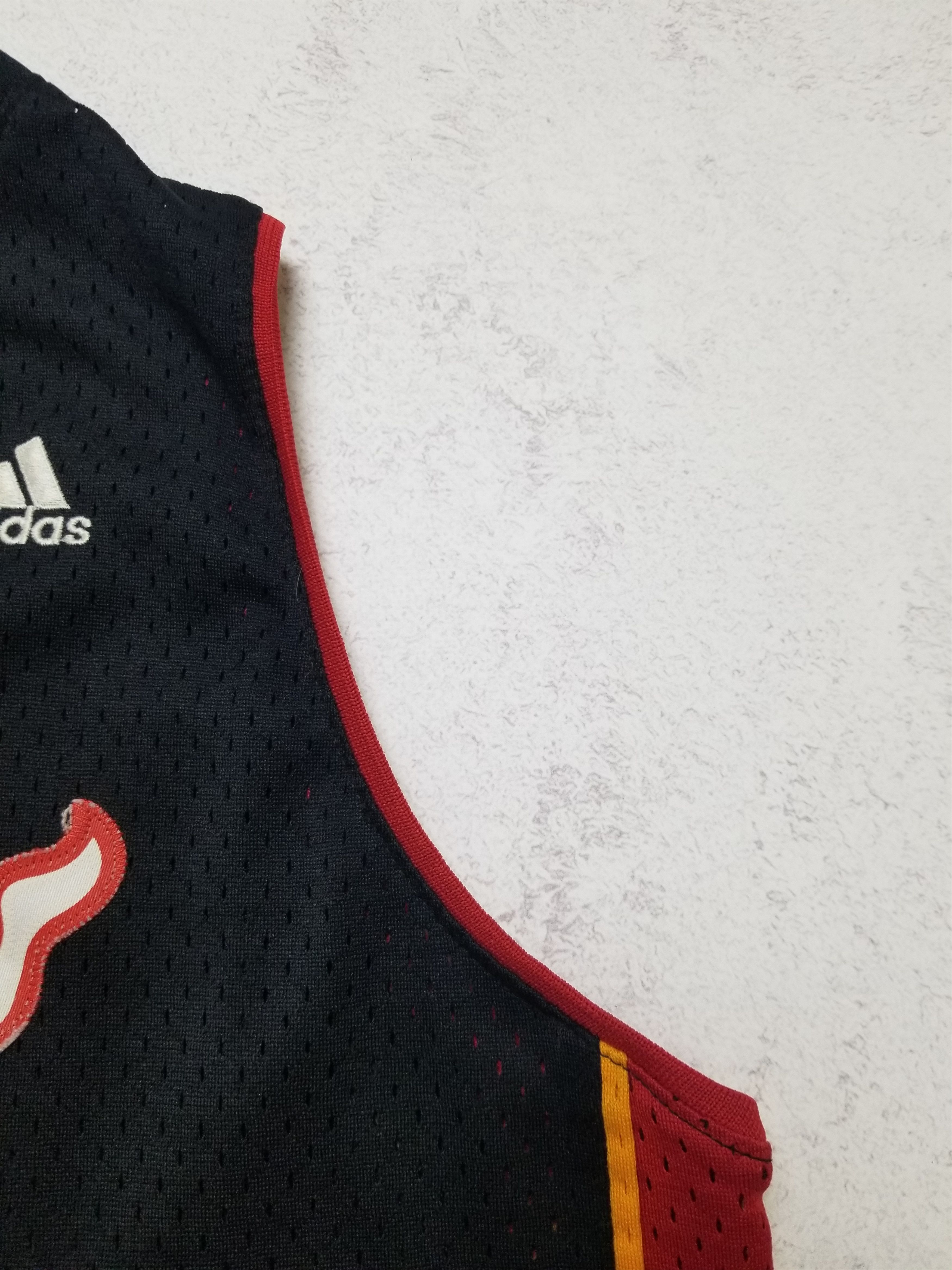 Adidas Miami Heat Wade NBA Swingman Jersey Youth L 14-16 Men's 2XS Size US XXS / EU 40 - 3 Thumbnail