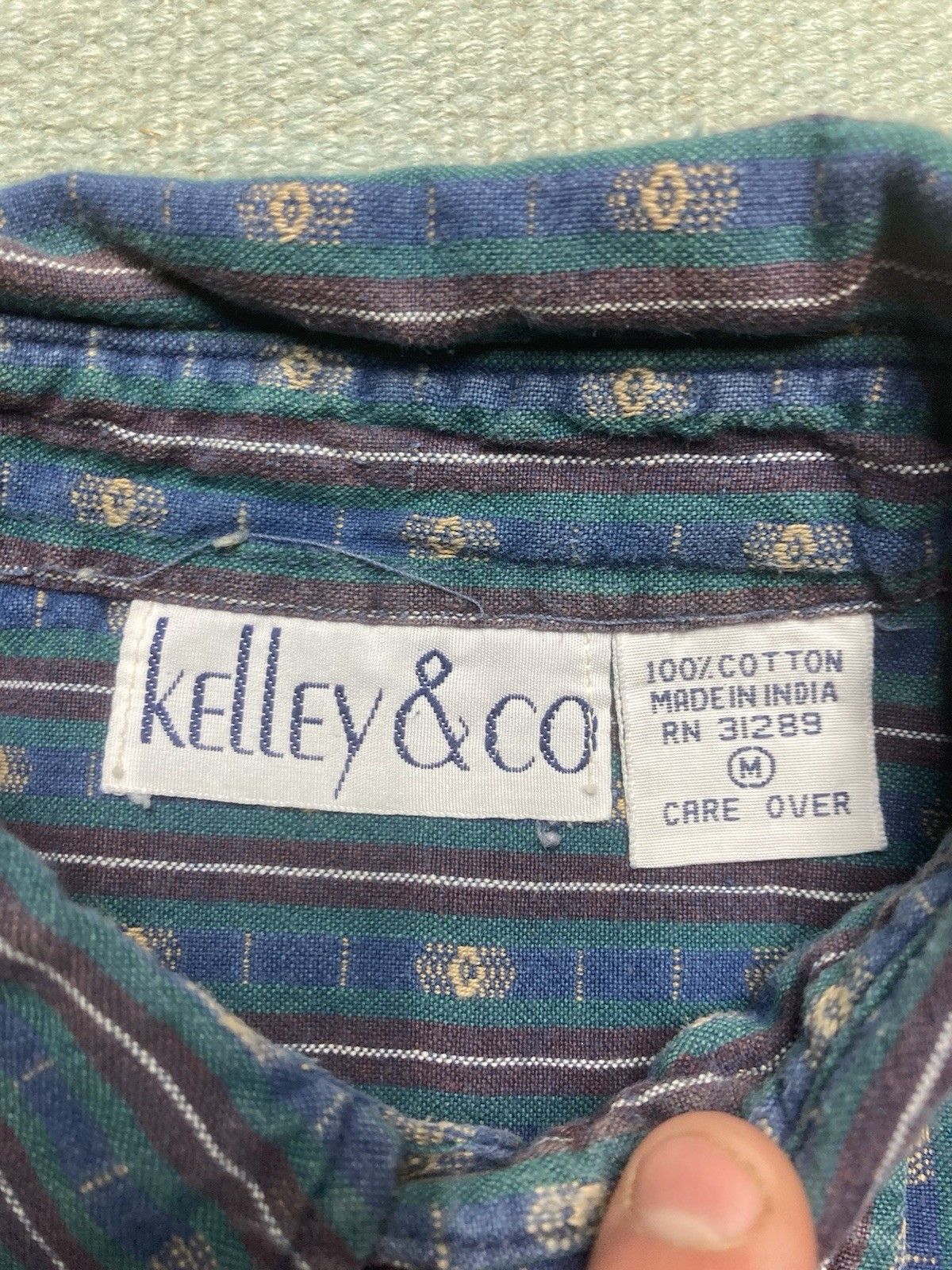 Vintage Vintage 80s button shirt aztec striped blue cotton medium Size US M / EU 48-50 / 2 - 4 Thumbnail