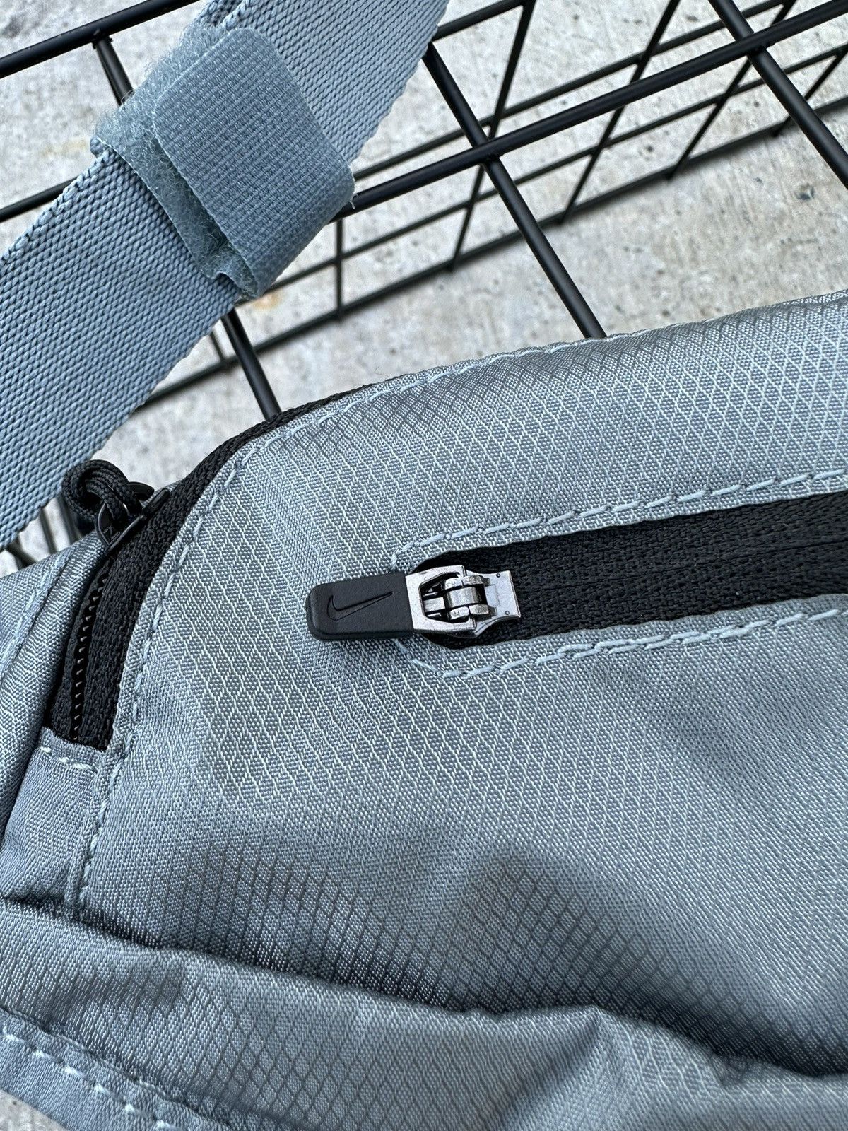 Nike × Vintage Nike Waist Bag Messenger Y2K Drill Size ONE SIZE - 3 Thumbnail