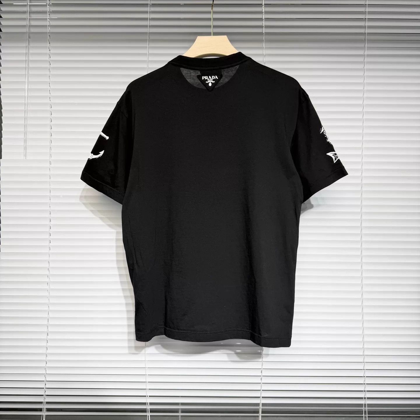 Prada Black Short-Sleeve Shirt with Sleeve Graphics Size US M / EU 48-50 / 2 - 2 Thumbnail