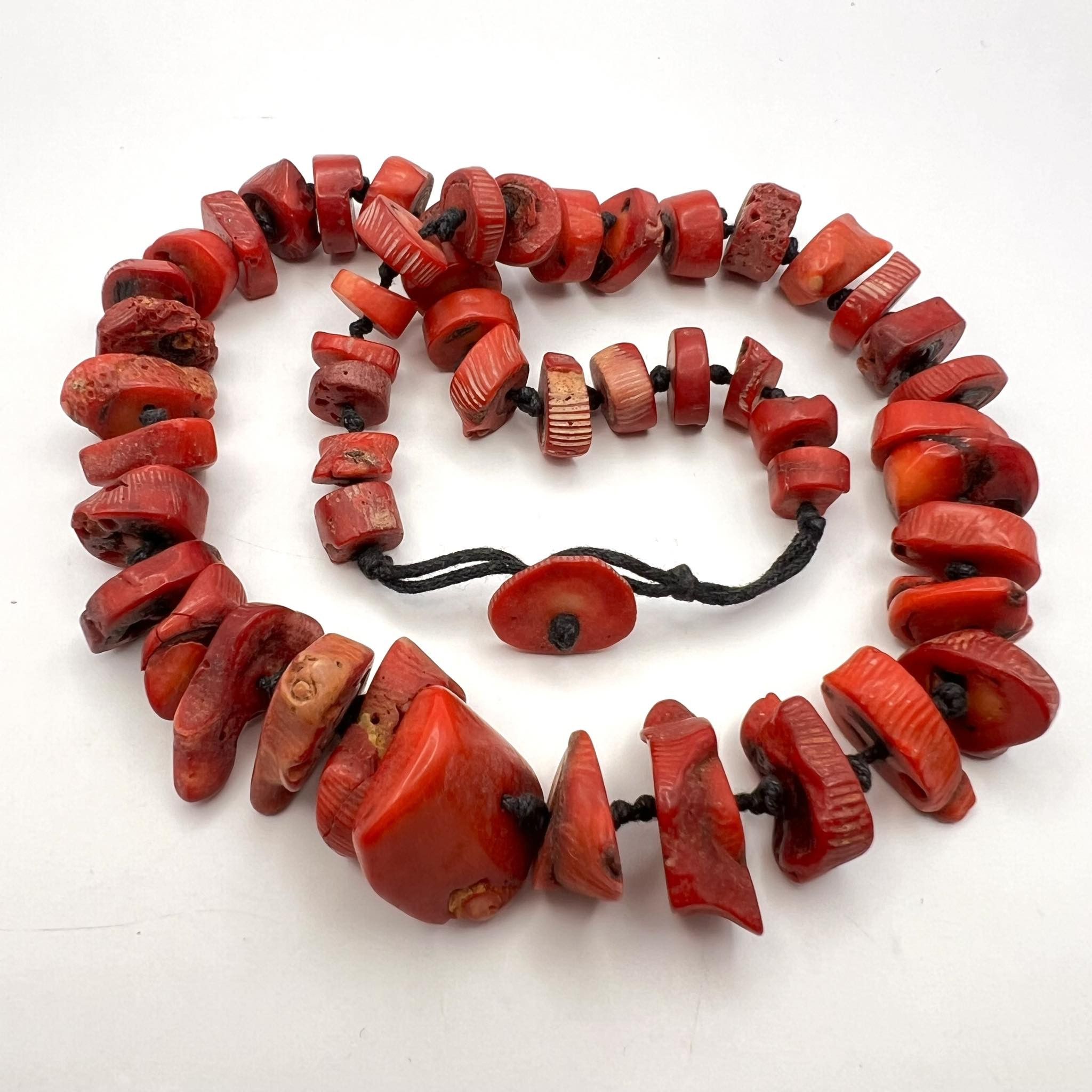 Vintage Vintage Women Jewelry Necklace Bead Natural Red Coral 101 gr Size ONE SIZE - 1 Thumbnail