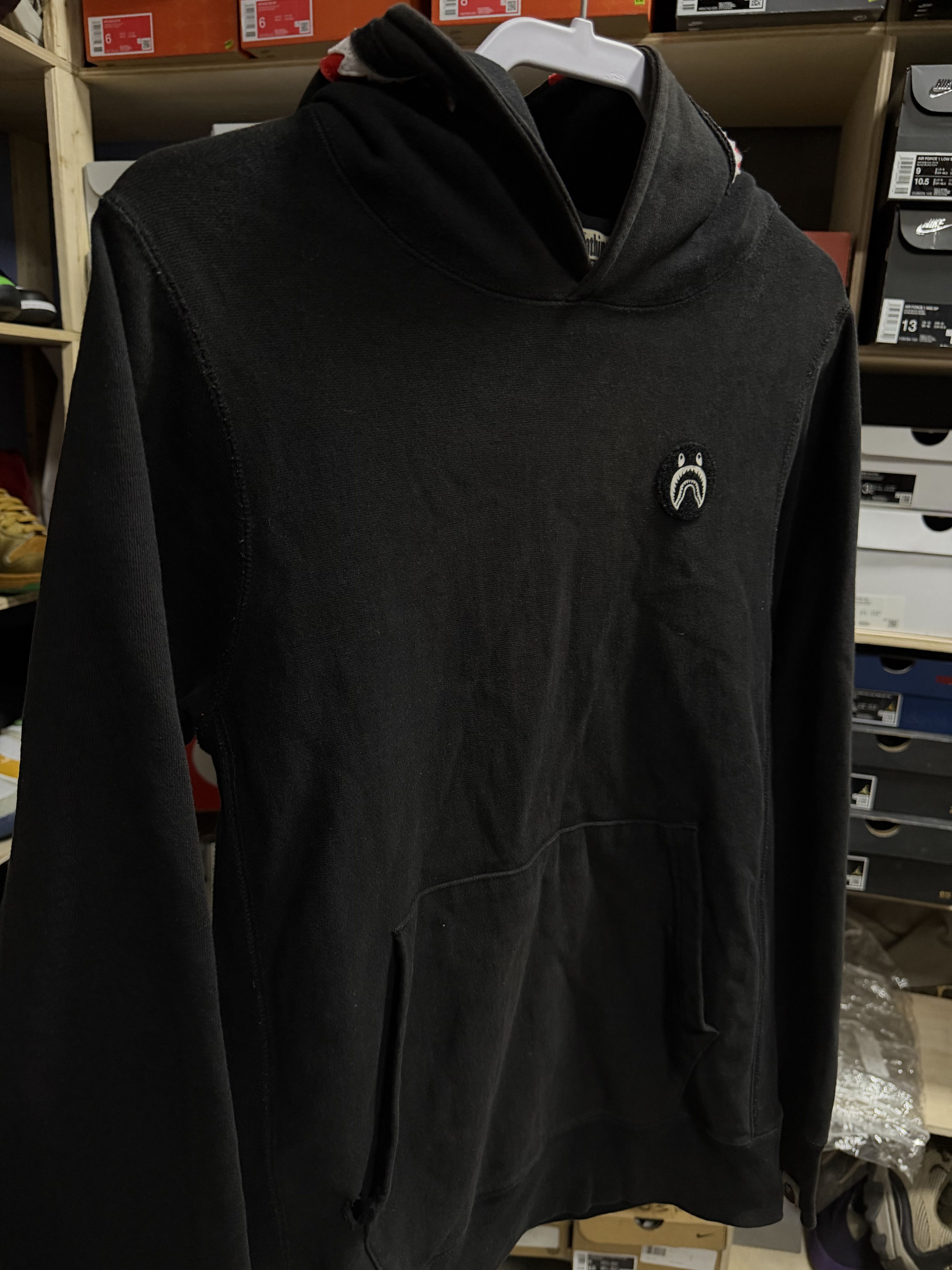 Bape Bape Shark Pullover Black Size Medium Gently Worn Size US M / EU 48-50 / 2 - 1 Thumbnail