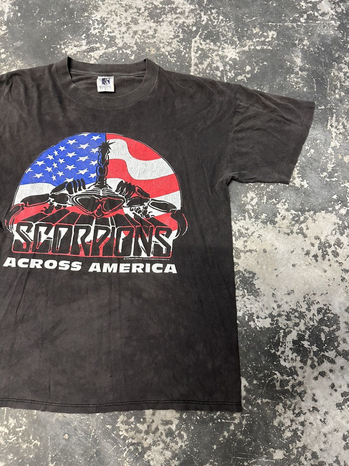 Band Tees × Vintage Vintage 90s Scorpion Pure Instinct Tour 1996 Across America Size US L / EU 52-54 / 3 - 3 Thumbnail
