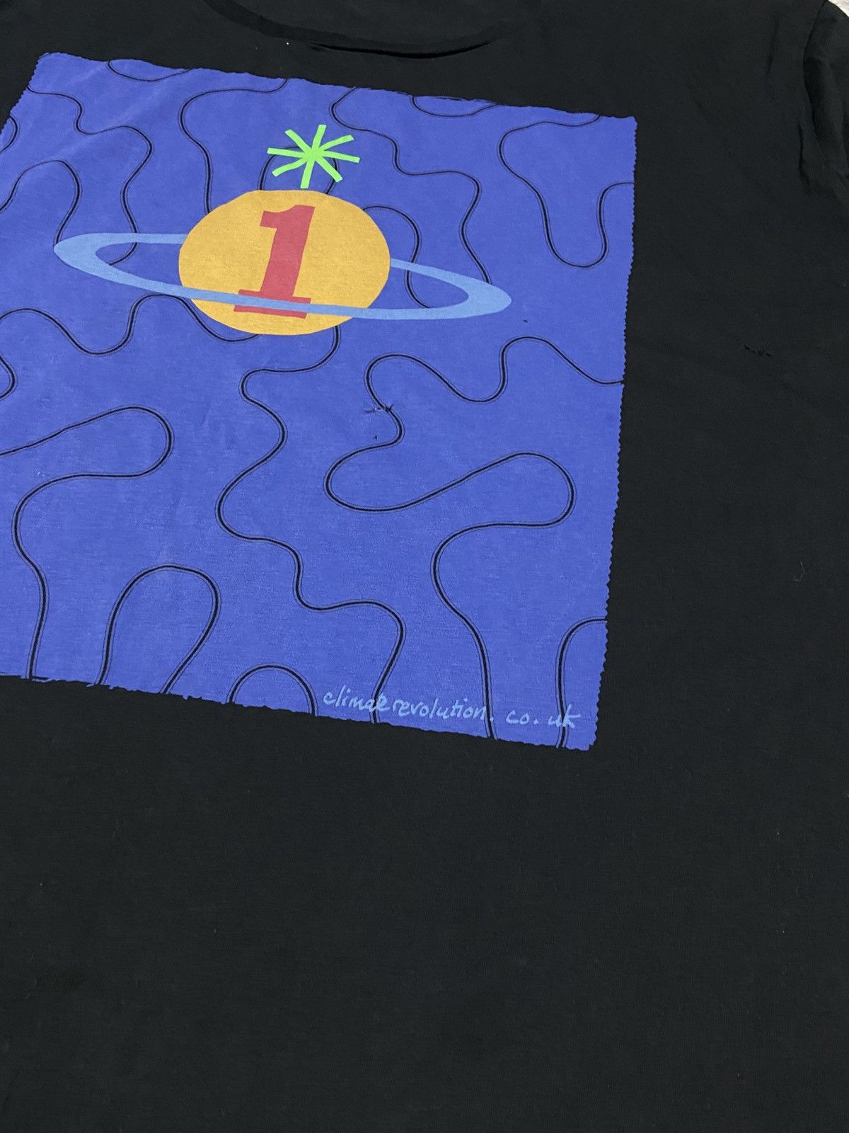 Vivienne Westwood Vivienne Westwood climate revolution vintage t-shirt orb Size US XL / EU 56 / 4 - 4 Thumbnail