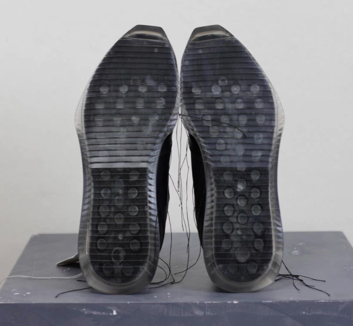 Rick Owens Rick Owens Mainline Fringed Low-Top Runner Sneakers Size US 6.5 / EU 39-40 - 6 Thumbnail