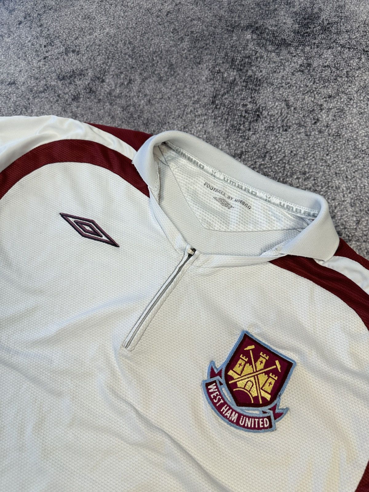 Umbro Vintage Umbro West Ham United Soccer Jersey Streetwear Rare Size US XL / EU 56 / 4 - 2 Thumbnail