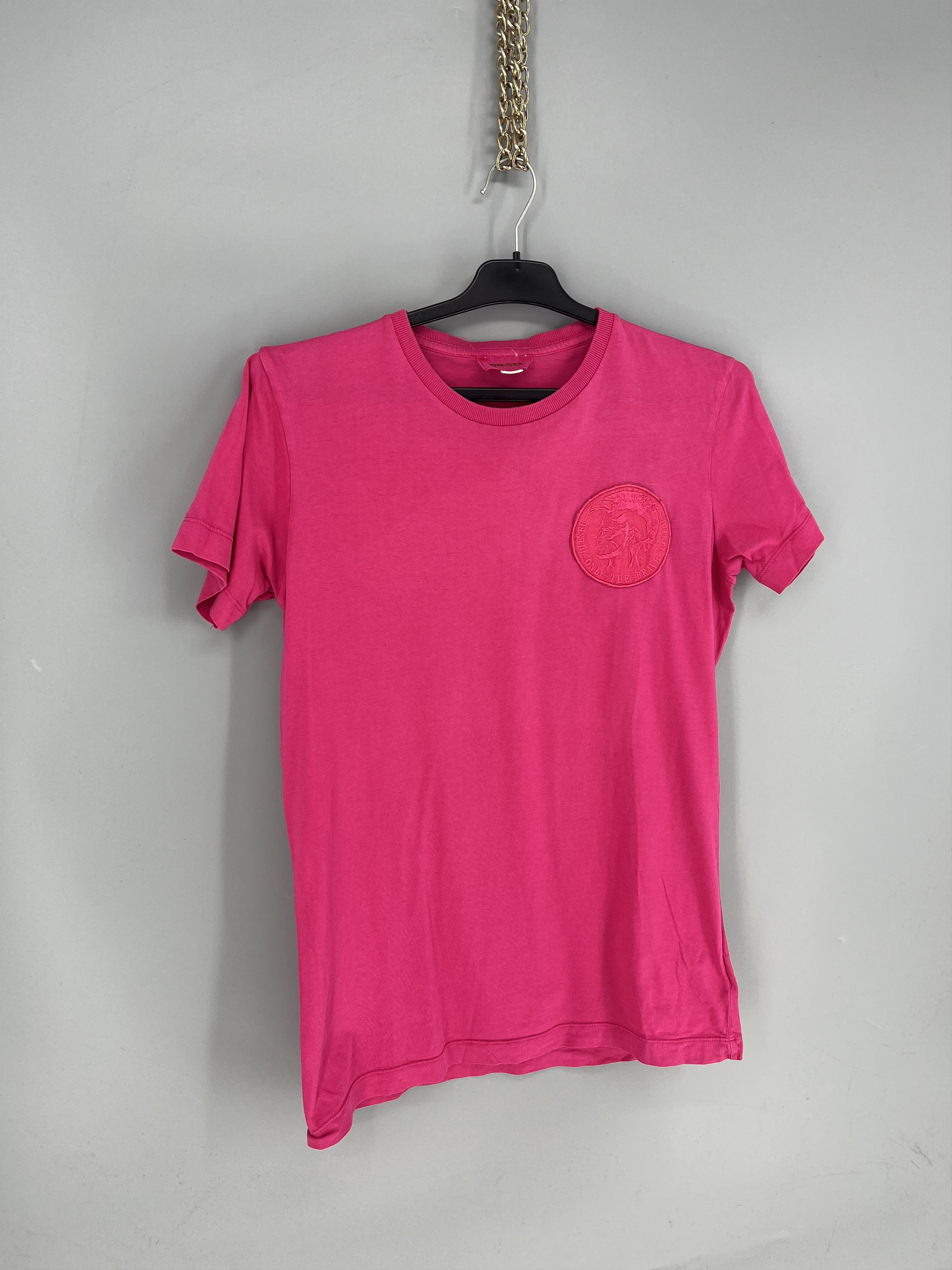 Diesel Diesel Vintage Big Logo Distressed Emblem Y2K T-shirt Size US S / EU 44-46 / 1 - 2 Thumbnail