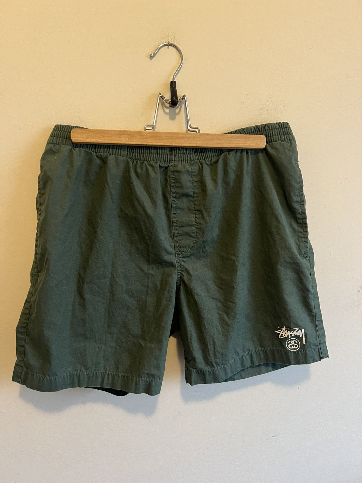 Stussy Stussy Green Australia Shorts Size US 32 / EU 48 - 1 Thumbnail