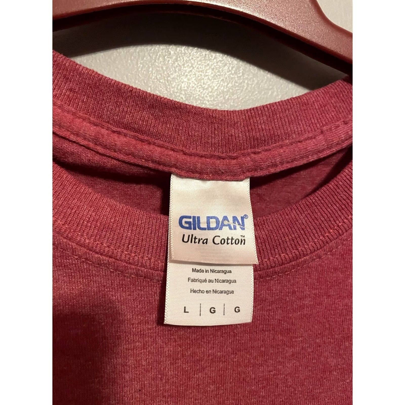 Gildan VINTAGE Florida Georgia Line Dig Your Roots Concert Tour 2016 T-shirt Mens L Red Band Logo Shirt Mens L Red Concert 2016 Size US L / EU 52-54 / 3 - 4 Thumbnail
