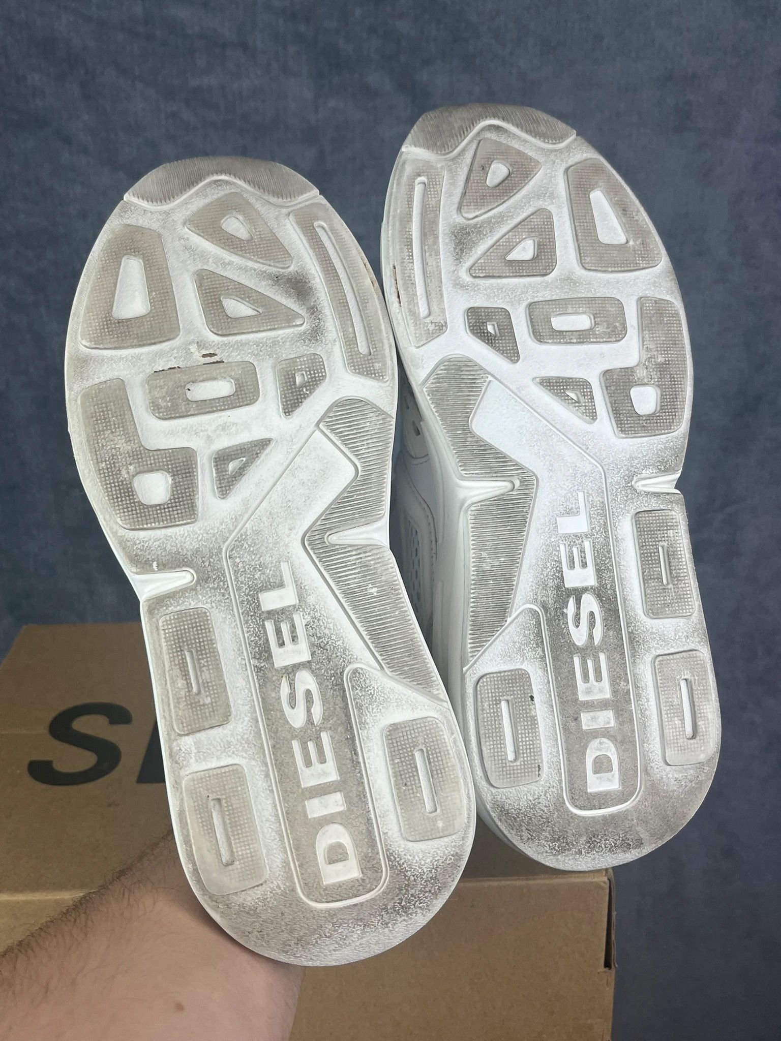 Diesel Diesel white sneakers minimalist mesh suede vintage Size US 7 / IT 37 - 7 Thumbnail