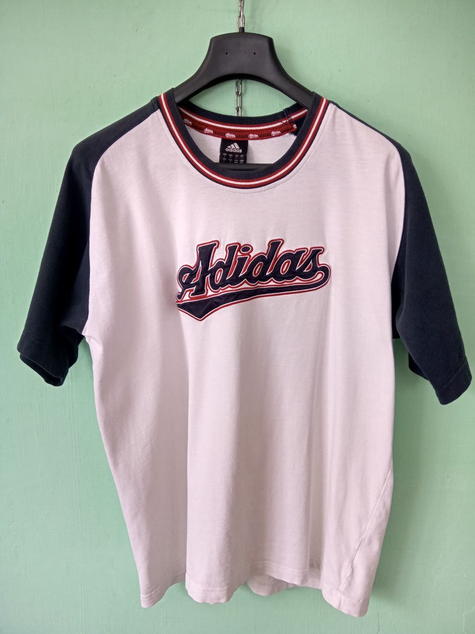 Adidas Vintage Adidas Big Logo T Shirt Size US M / EU 48-50 / 2 - 1 Thumbnail