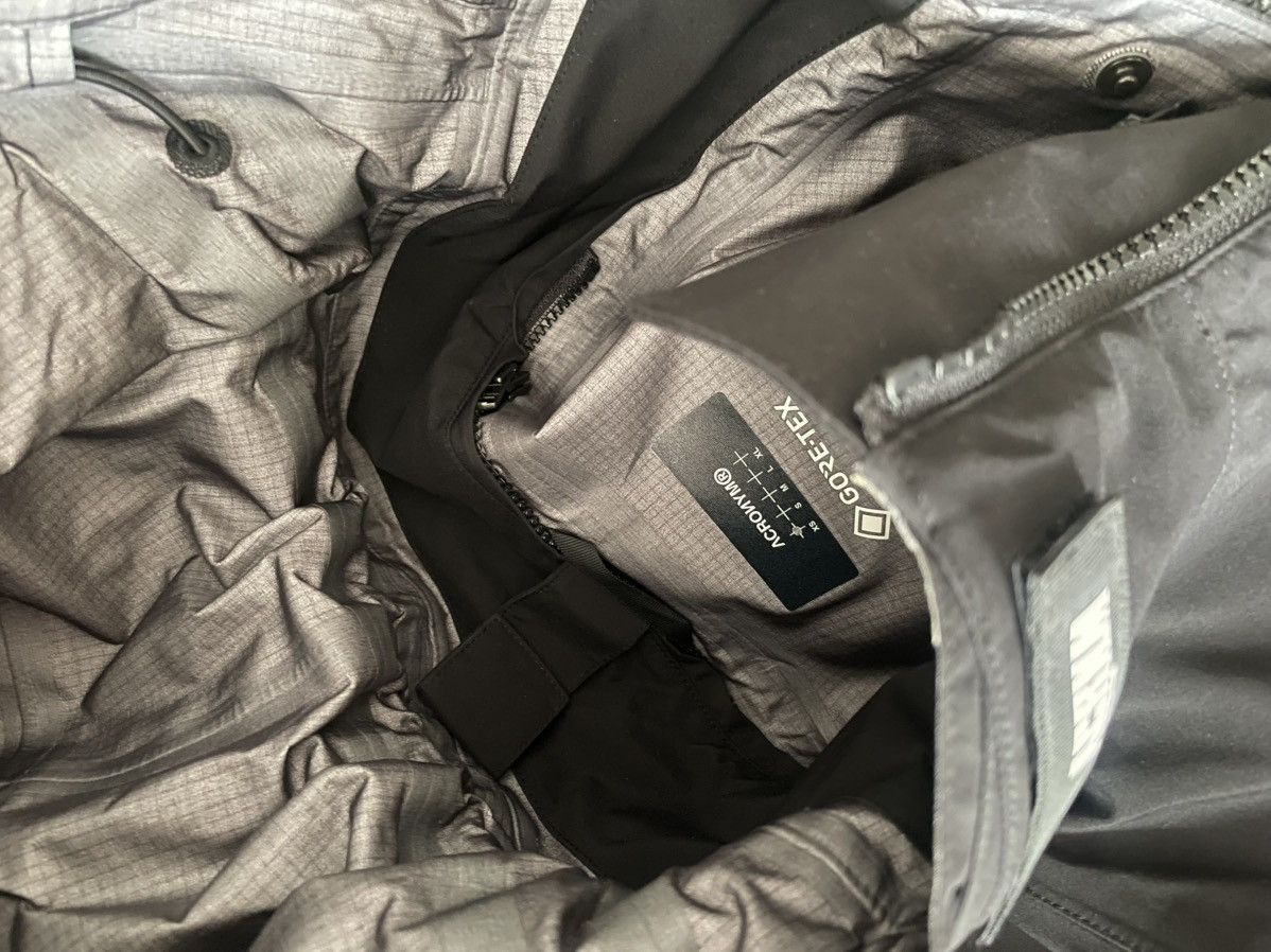Acronym Acronym J47-GT Size US XS / EU 42 / 0 - 7 Thumbnail