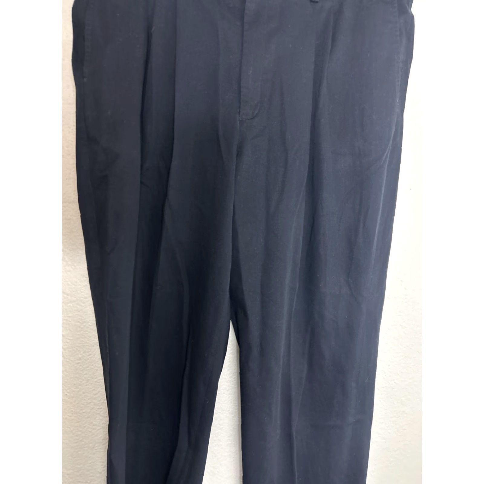 Eddie Bauer VINTAGE Eddie Bauer wrinkle free relaxed fit cotton pants Black Mens 42x30 42 Tall dress pants Size US 42 / EU 58 - 3 Thumbnail