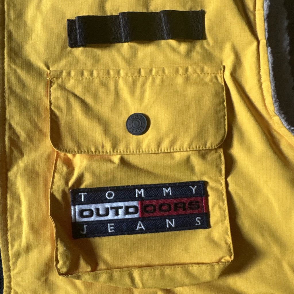 Tommy Hilfiger TOMMY HILFIGER OUTDOOR REVERSIBLE VEST Size US L / EU 52-54 / 3 - 3 Thumbnail