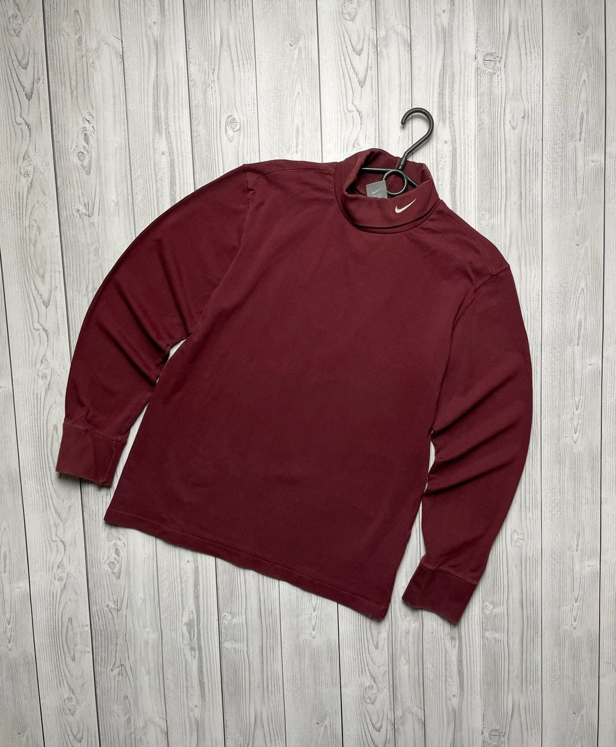 Nike × Vintage Vintage Nike Turtleneck logo red size L rare Size US L / EU 52-54 / 3 - 1 Thumbnail
