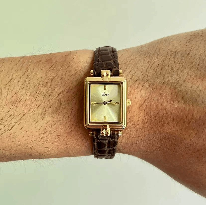Jewelry 2000s vintage style square brown leather luxury watch Size ONE SIZE - 1 Thumbnail