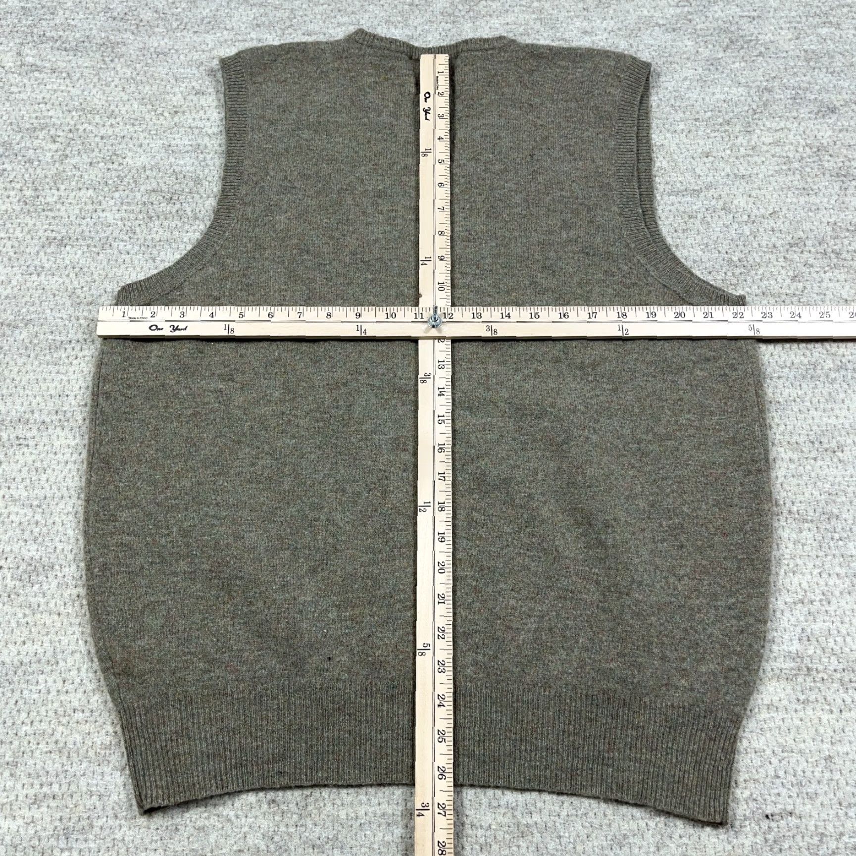 Polo Ralph Lauren Polo Ralph Lauren Sweater Vest Men XL Olive Green Knit V Neck Vest Wool Lambs Wool Vintage Classic Preppy Logo Golf Mens Size US XL / EU 56 / 4 - 6 Thumbnail