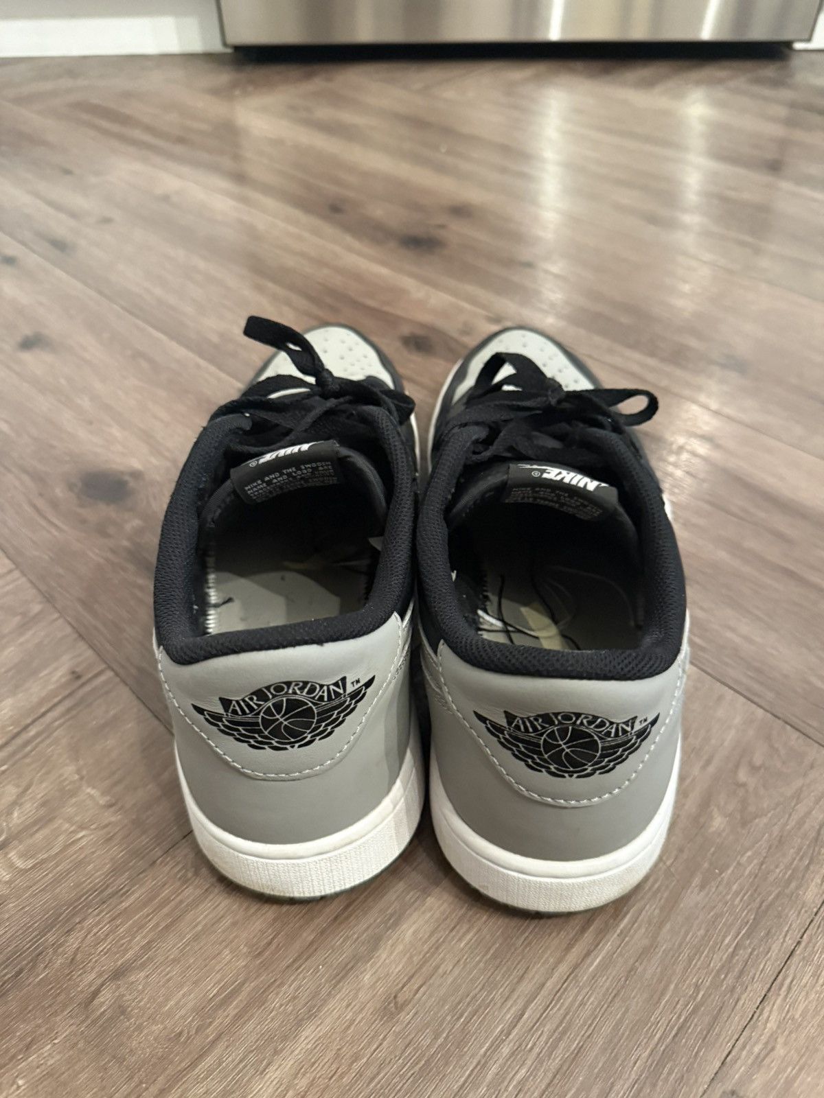 Nike Jordan 1 Low og shadow 2024 Size US 13 / EU 46 - 2 Thumbnail