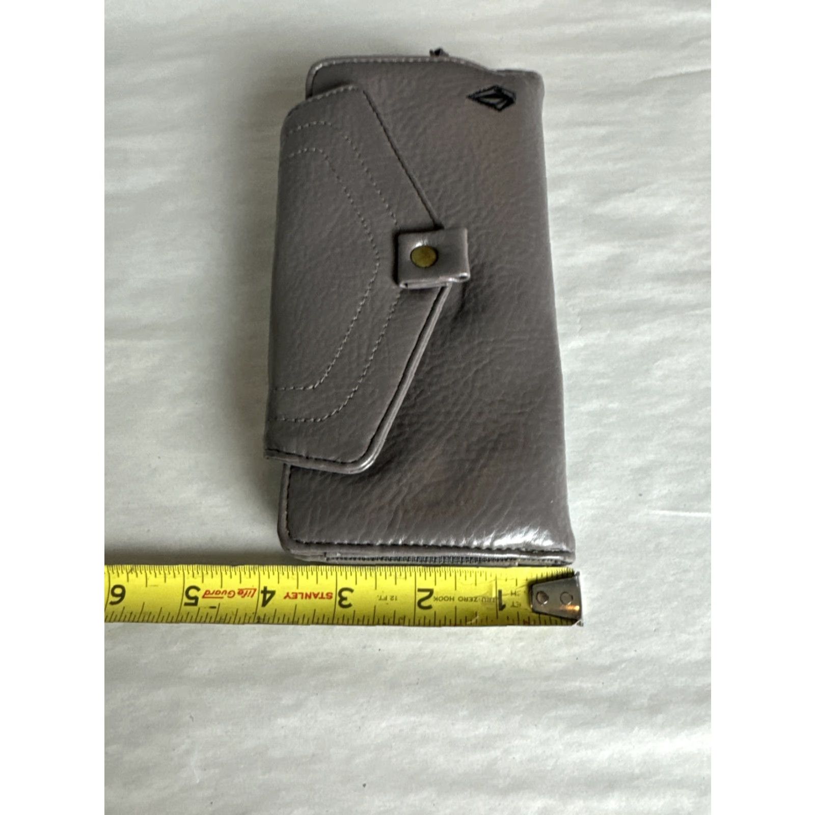 Volcom VINTAGE Volcom Wallet Women’s Gray Leather Wallet Size ONE SIZE - 7 Thumbnail