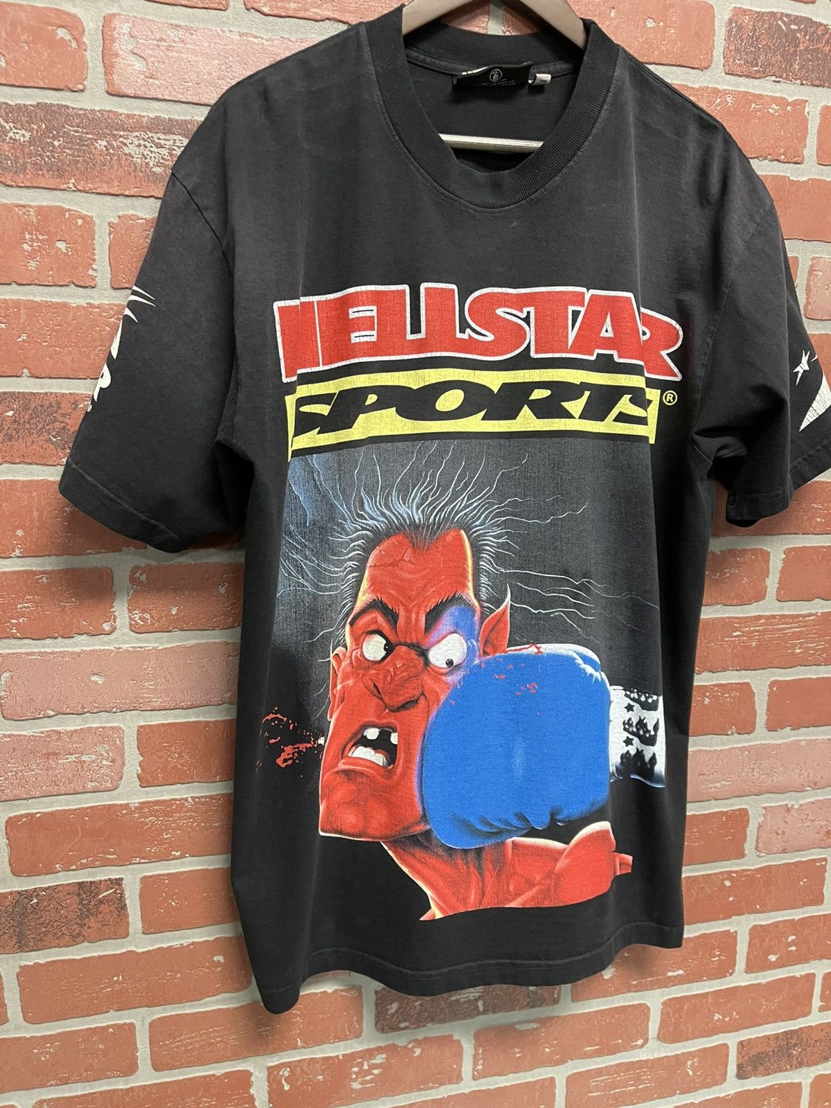 HELLSTAR Size L - Hellstar “Knock Out” Print Tee Brand New Size US L / EU 52-54 / 3 - 2 Thumbnail