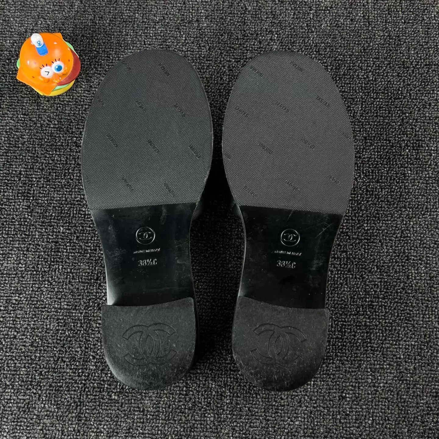 Chanel Chanel Black & White Color Blocked Heel Slippers 38.5 Size US 8 / IT 38 - 6 Thumbnail