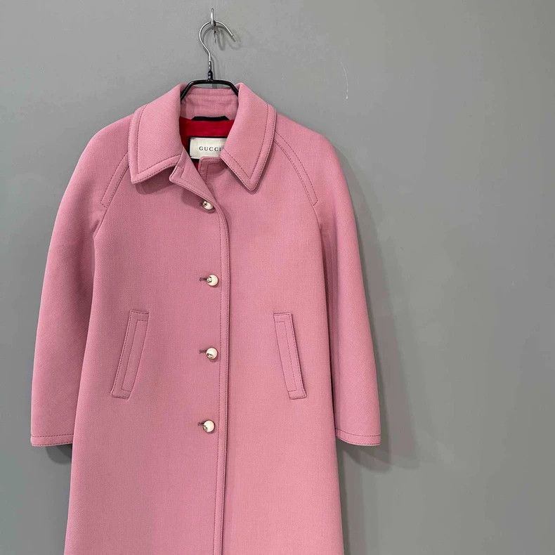 Gucci Gucci Pink lapel pearl button jacket 2506-Nextarrow Size XS / US 0-2 / IT 36-38 - 2 Thumbnail