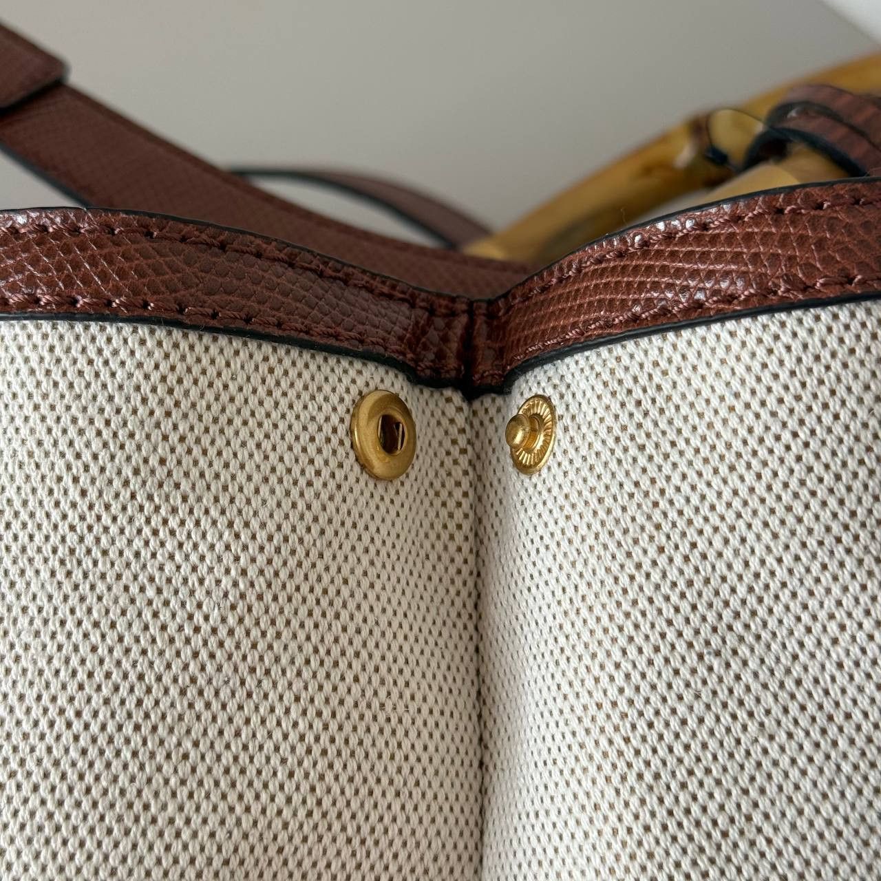 Guess Guess Zabry Bamboo Satchel Large Beige Brown Bag New Size ONE SIZE - 9 Thumbnail