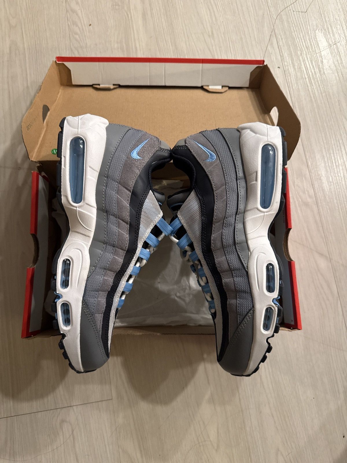 Nike Airmax 95s Size US 8.5 / EU 41-42 - 7 Thumbnail