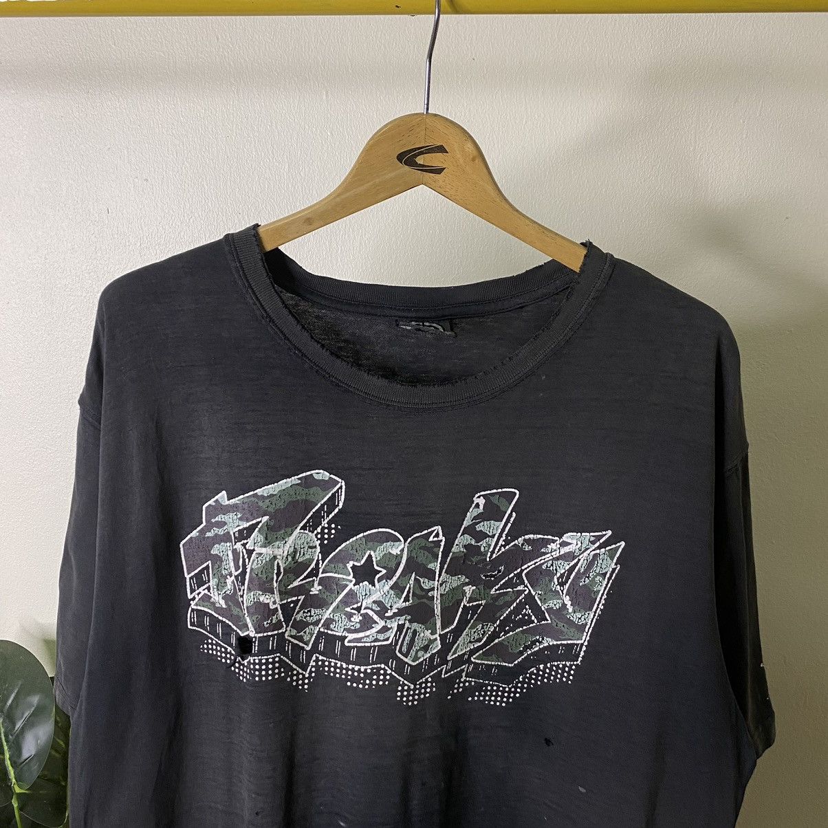 JNCO × Southpole × Vintage 2000s Freak Massive Jnco Southpole Stussy Style Distress Tee Size US XL / EU 56 / 4 - 6 Thumbnail