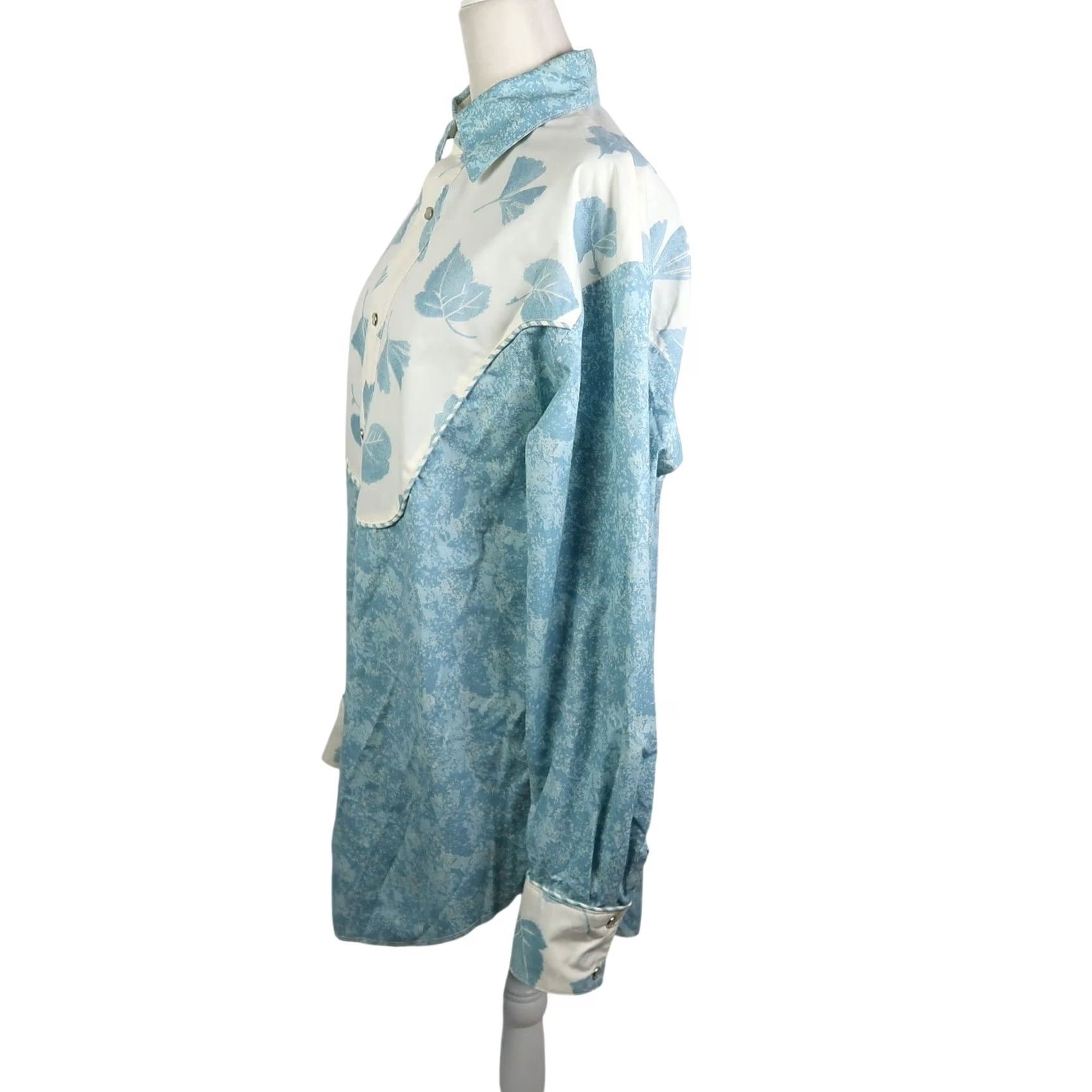 Vintage VINTAGE Shirt Mens M Blue and White Leaf Print Western Snap Front Size US M / EU 48-50 / 2 - 3 Thumbnail