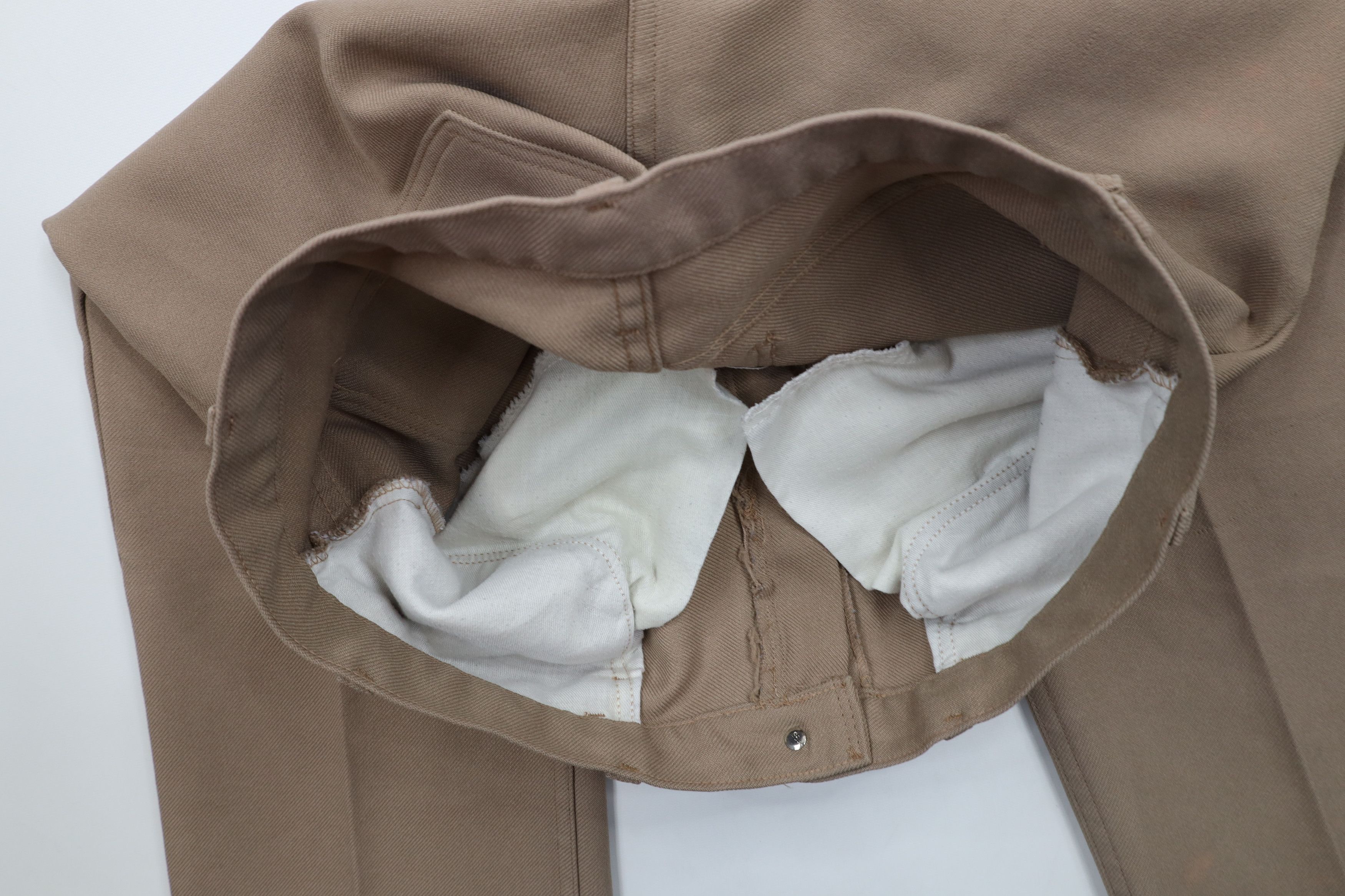 Levi's × Vintage Vintage 90s Levis Flared Wide Leg Knit Chino Pants Beige USA Size US 36 / EU 52 - 9 Thumbnail