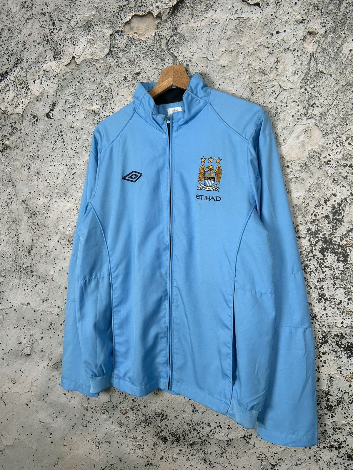 Umbro Manchester City Umbro Football Sweatshirt Soccer Jersey Rare Size US M / EU 48-50 / 2 - 2 Thumbnail