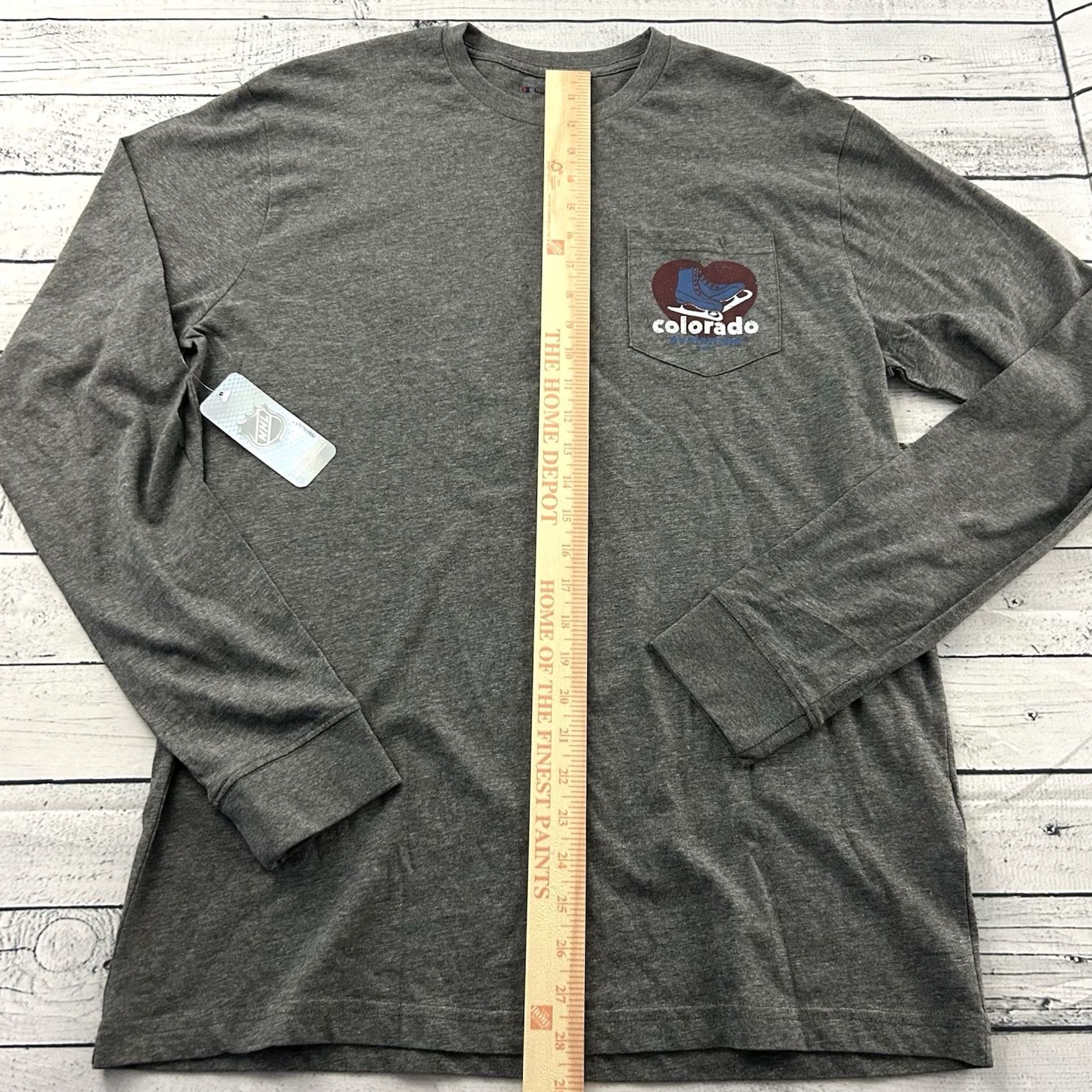 Champion Champion Colorado Avalanche Long Sleeve T Shirt Men’s Large Gray Pocket Shirt Size US L / EU 52-54 / 3 - 5 Thumbnail