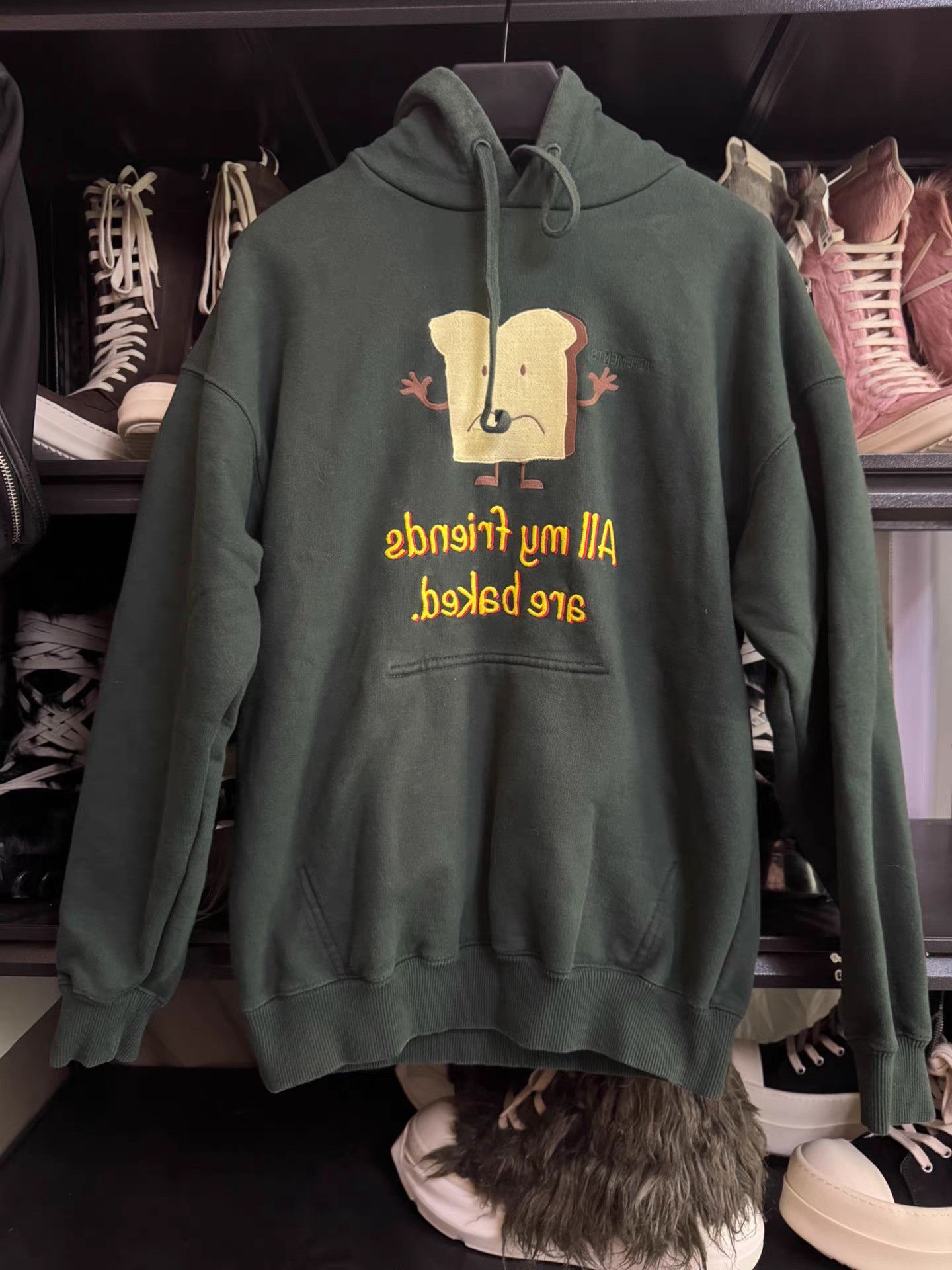 Vetements Vetements Graphic Sweatshirt Size US XS / EU 42 / 0 - 1 Thumbnail