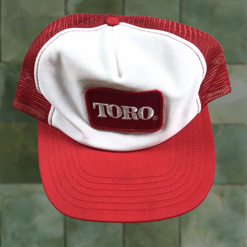 Vintage VINTAGE Toro Patch Snapback Trucker Farmer Hat White Red Cap USA Men One Size Adjustable Breathable Lightweight United States Made USA Size ONE SIZE - 1 Thumbnail