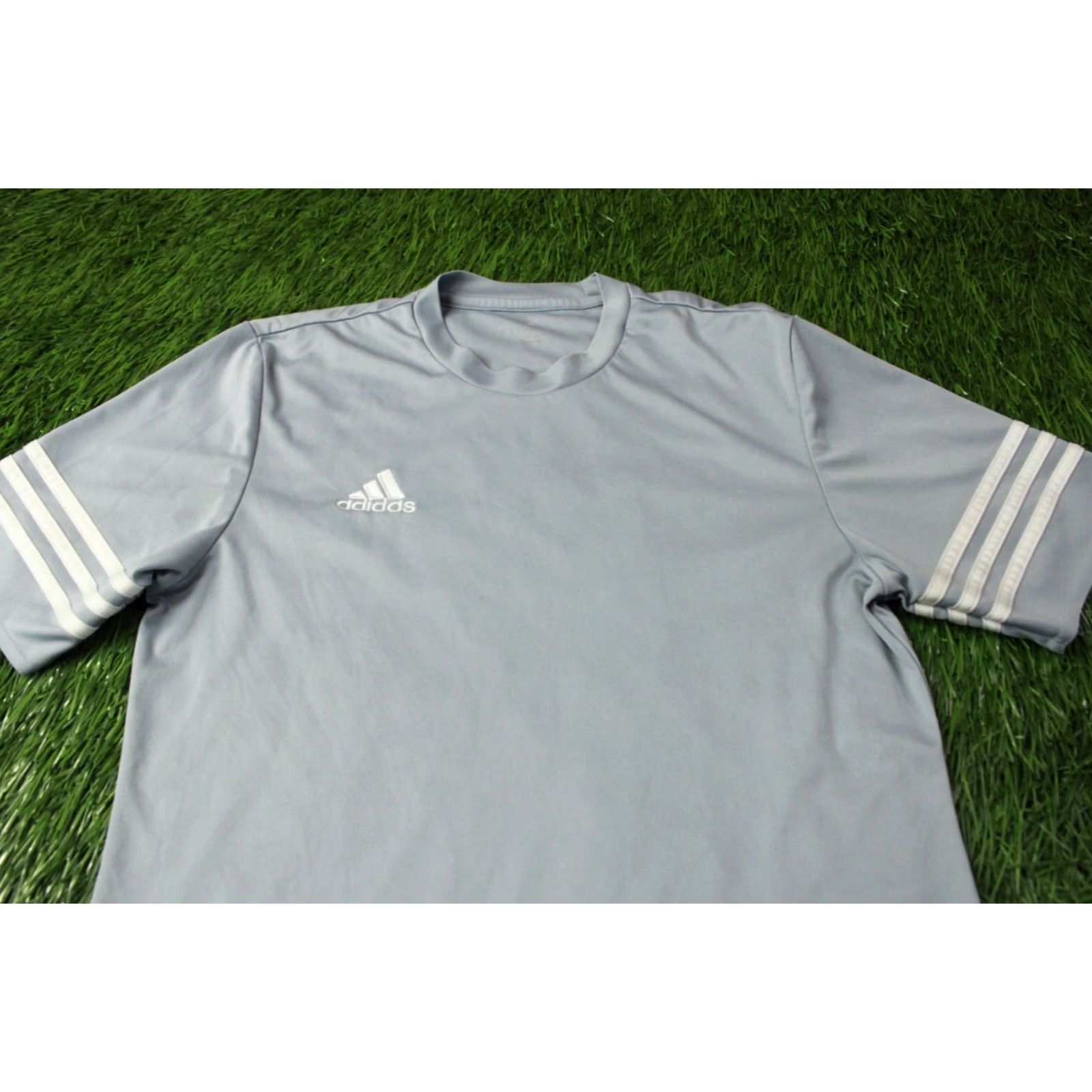 Adidas ADIDAS PERFORMANCE FOOTBALL SHIRT JERSEY M adult gray and white 2016 Entrada Football Mens Shirt Size US M / EU 48-50 / 2 - 2 Thumbnail