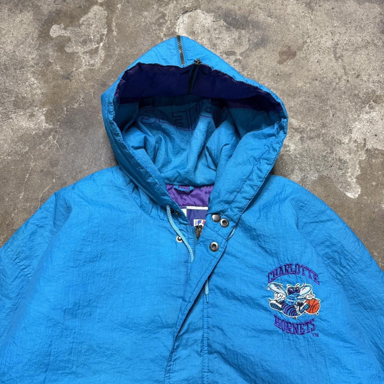 NBA × Vintage Vintage 90s Charlotte Hornets Hooded Puffer Jacket Size US XL / EU 56 / 4 - 6 Thumbnail