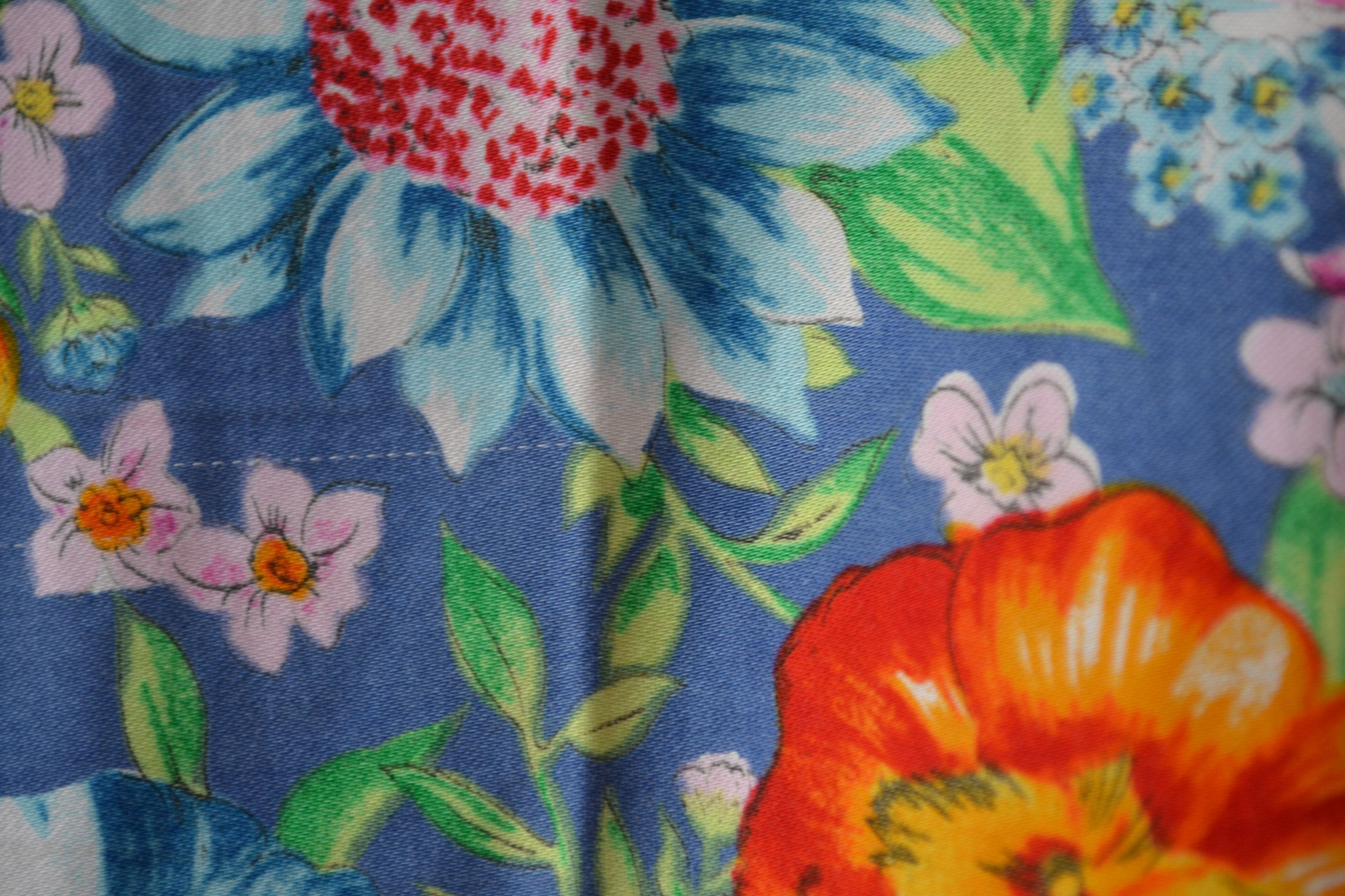 Versus Versace VERSUS Pants Trousers Blue Flower Floral Print 90s Cotton Size 30" / US 8 / IT 44 - 11 Thumbnail