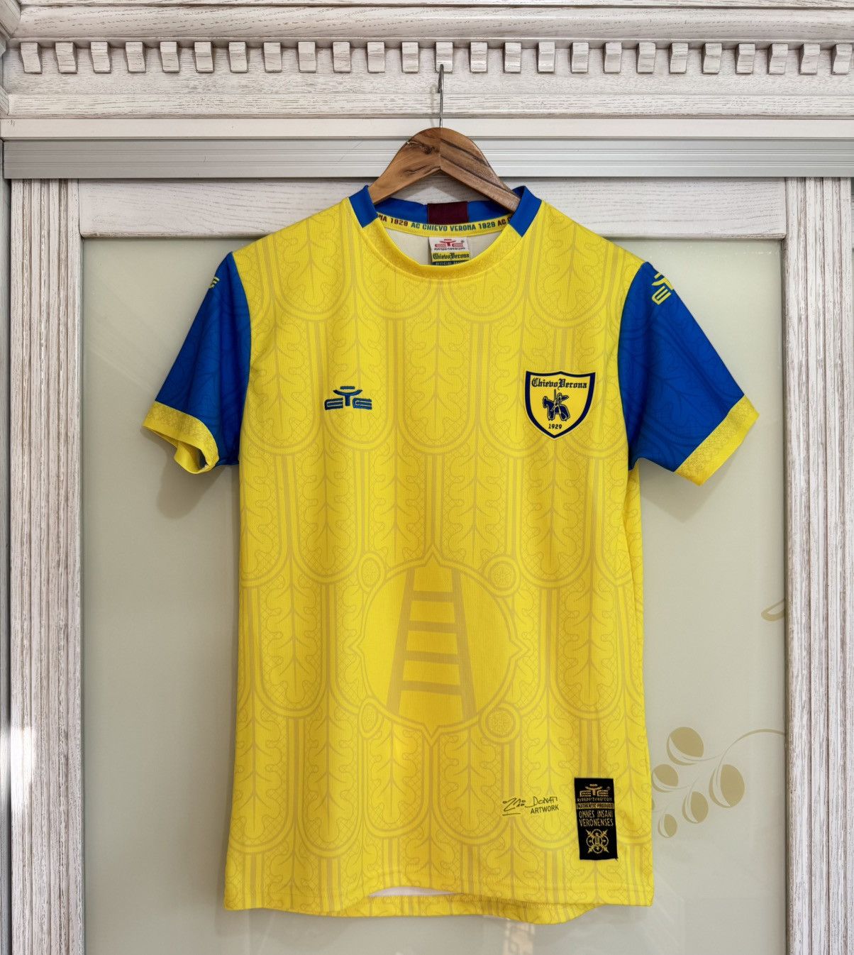 Other Chievo Verona 2021-2022 Home Soccer Jersey Football Kit Size US S / EU 44-46 / 1 - 1 Thumbnail
