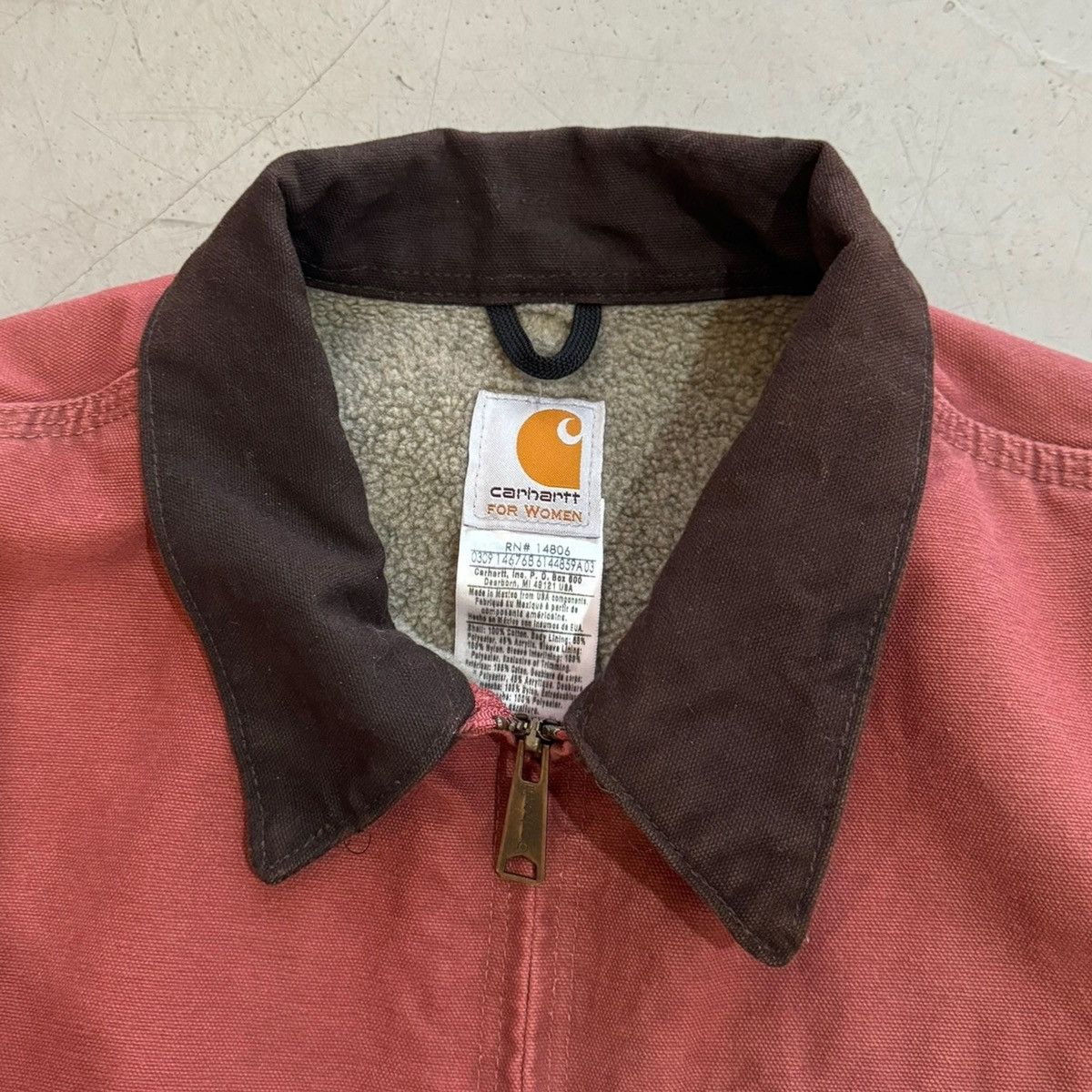 Carhartt × Vintage Vintage Salmon Carhartt Cropped Detroit Style Jacket Size XL / US 12-14 / IT 48-50 - 3 Thumbnail