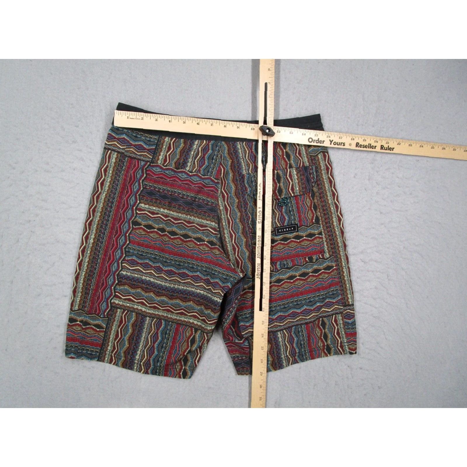 Vissla VISSLA Board Shorts Mens 30 Red 9" Surf Swim Trunks Eco-Lastic Beach Aztec Geometric Size US 30 / EU 46 - 6 Thumbnail