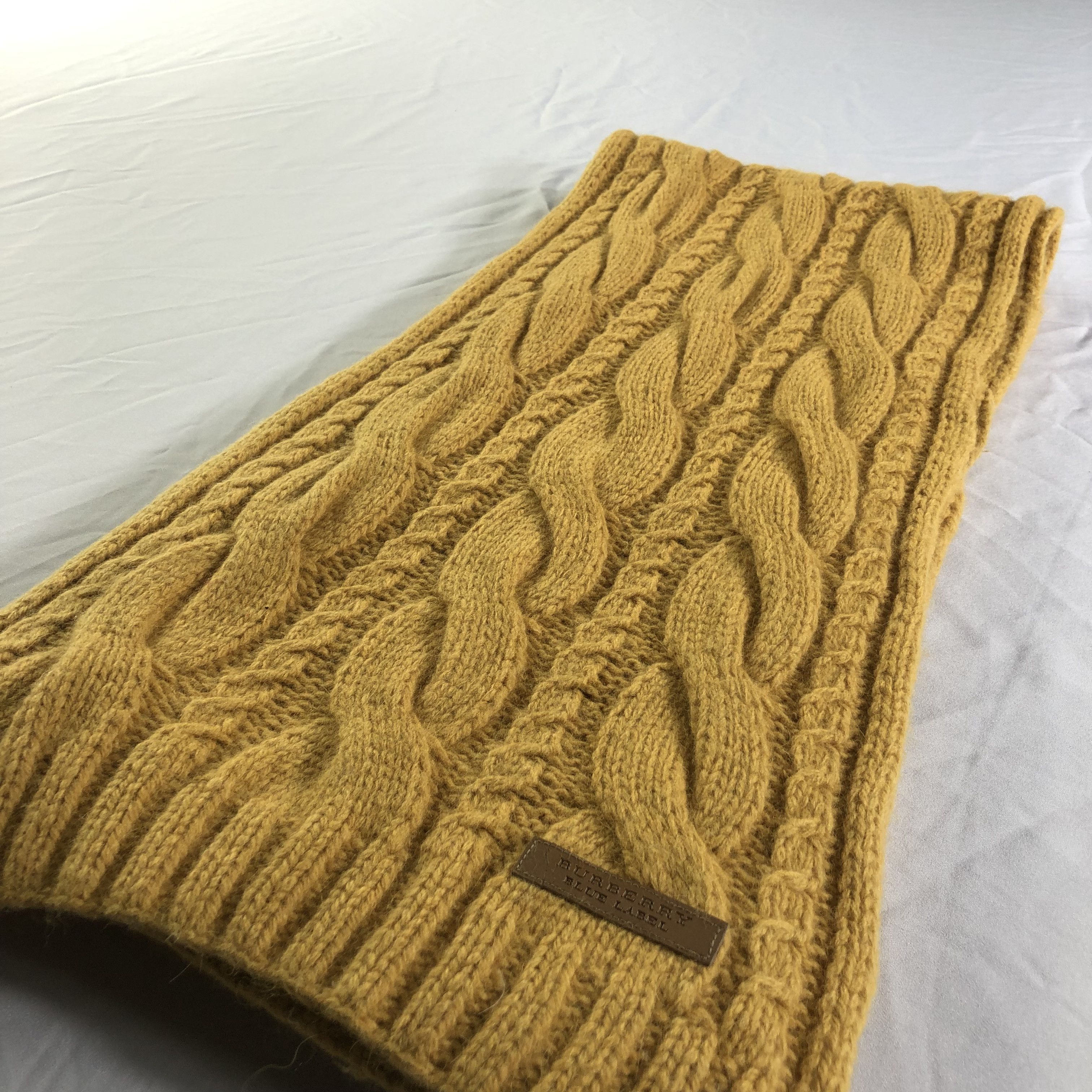 Burberry Burberrys Cable Knit Wool Scarf Muffler Neckwear V2240 Size ONE SIZE - 3 Thumbnail