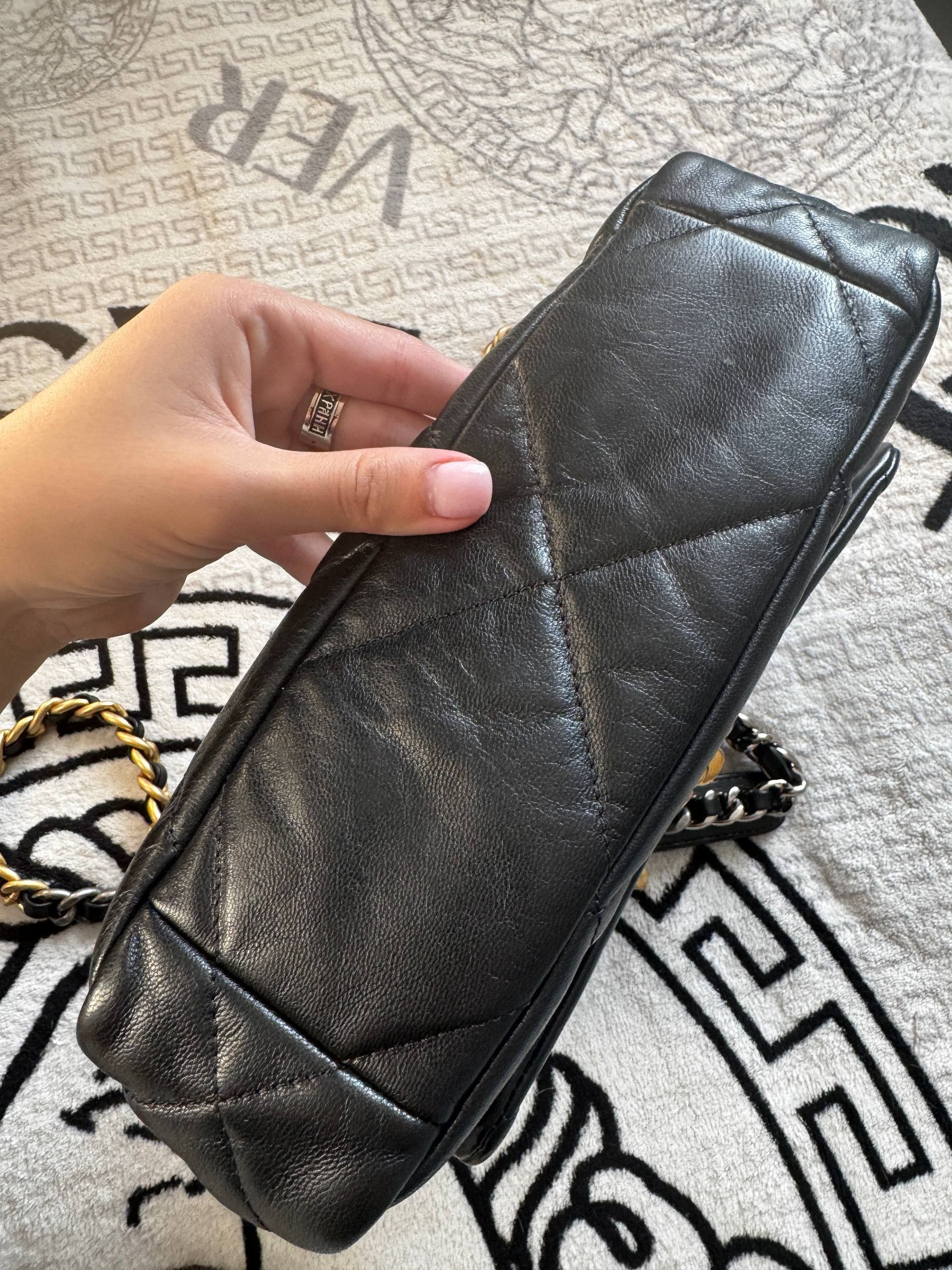 Chanel Chanel 19 leather handbag Size ONE SIZE - 5 Thumbnail