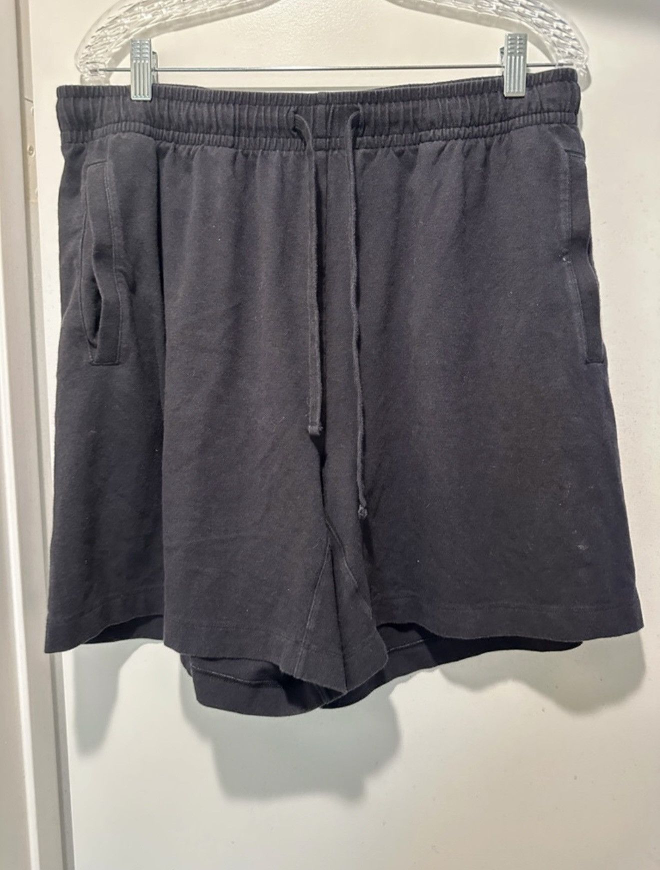 Other SKIMS Men's Black Athletic Lounge Shorts Size US 34 / EU 50 - 1 Thumbnail
